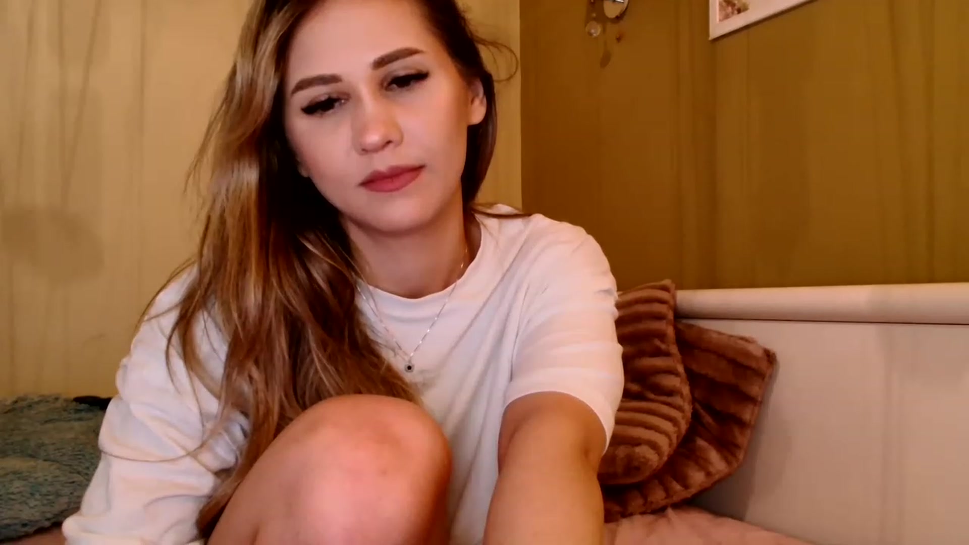 Gallery image thumbnail from Ana_Rose's myfreecams stream on, 05/14/2023, 24:02 image 17 of 20