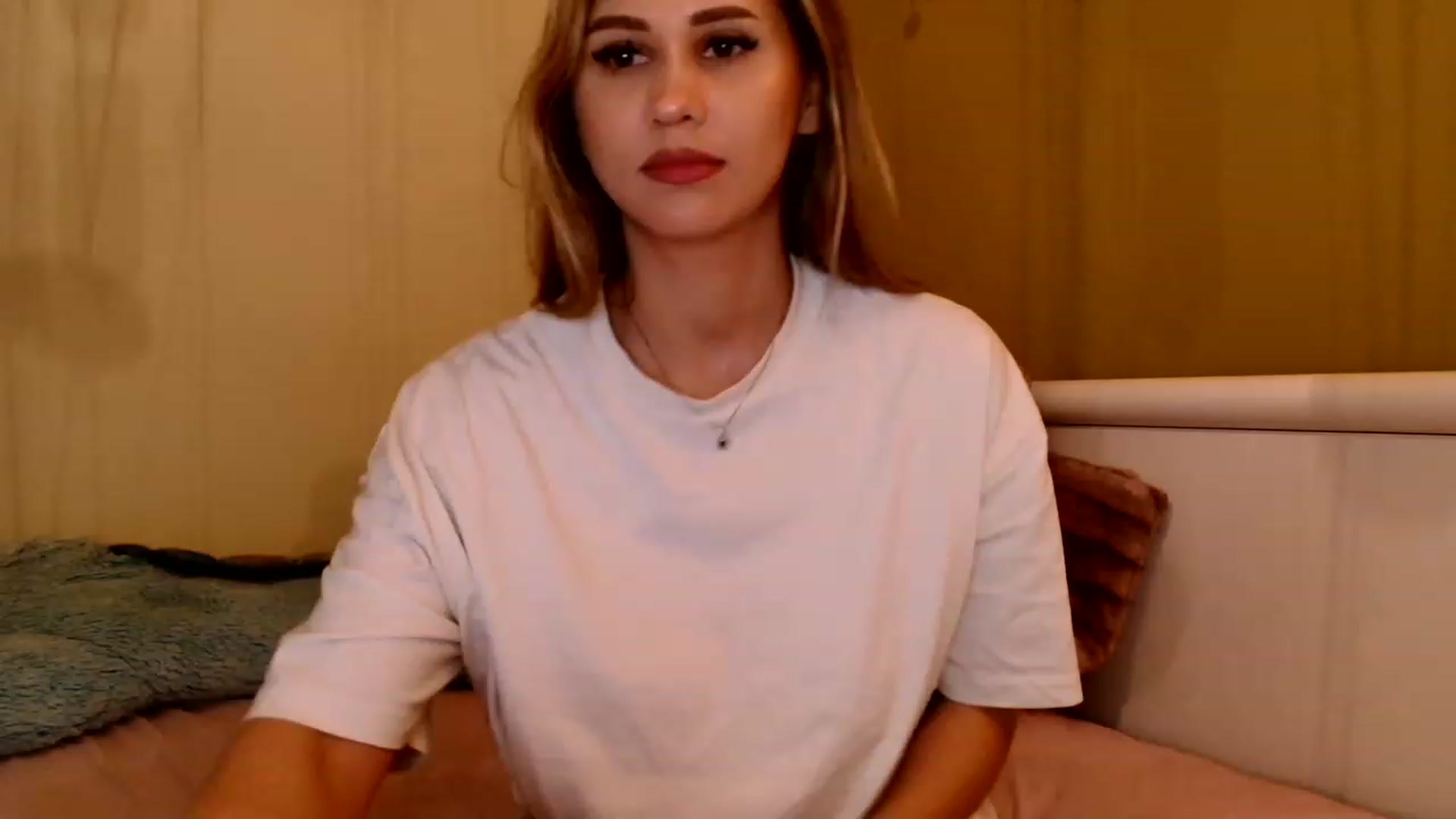 Gallery image thumbnail from Ana_Rose's myfreecams stream on, 05/14/2023, 24:43 image 2 of 20