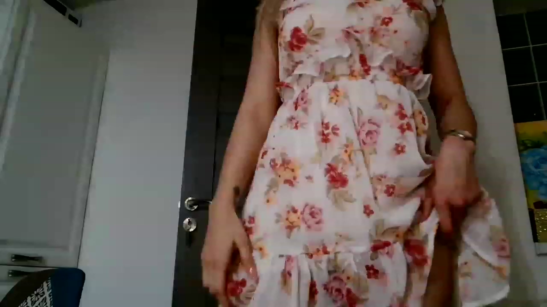 Gallery image thumbnail from Ana_Rose's myfreecams stream on, 05/28/2023, 24:05 image 2 of 20