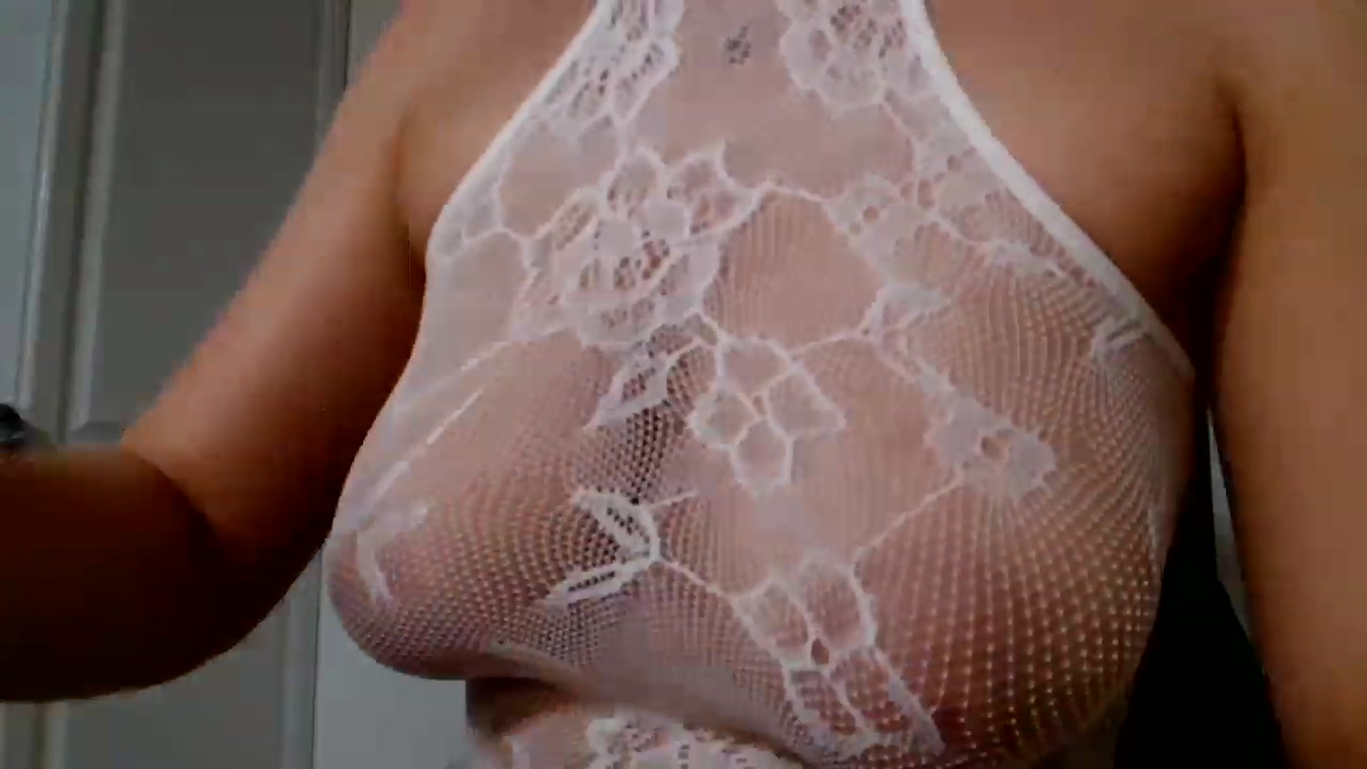 Gallery image thumbnail from Ana_Rose's myfreecams stream on, 05/28/2023, 02:33 image 16 of 20