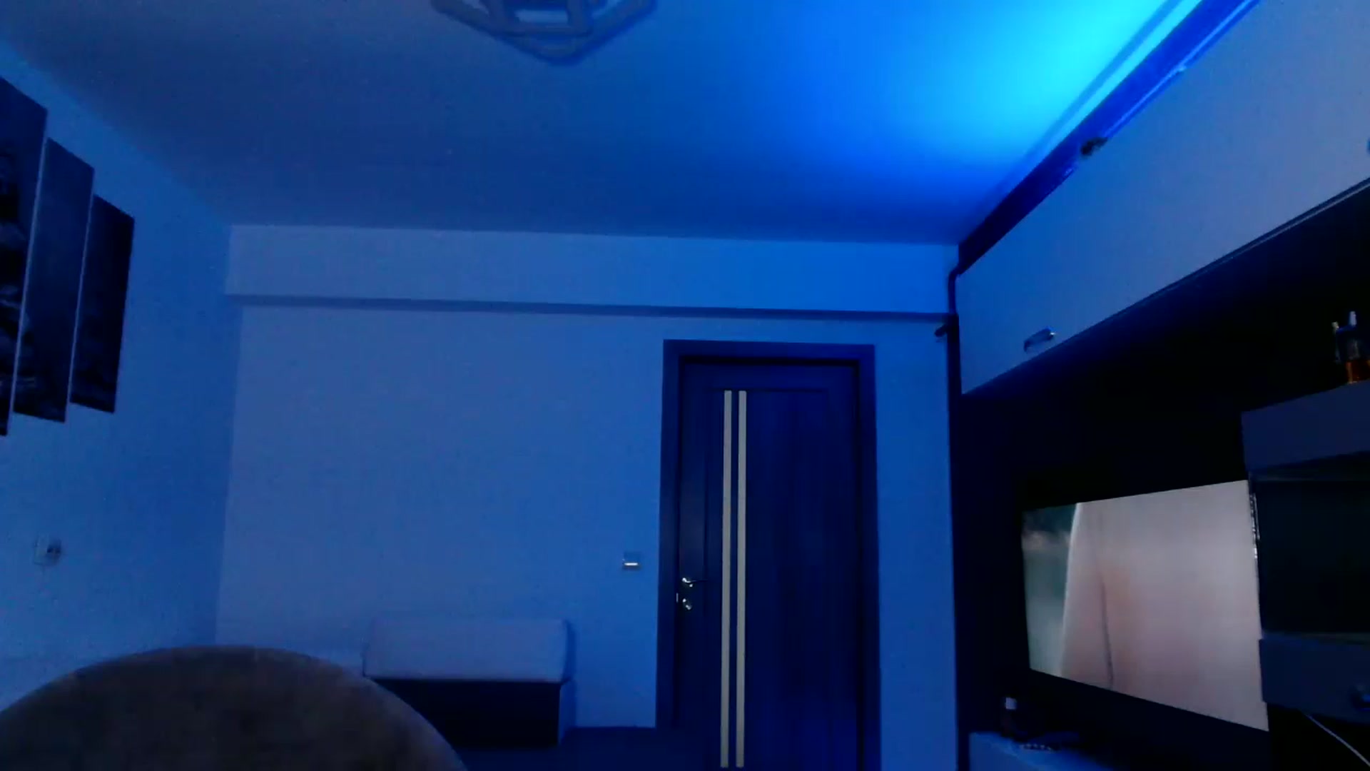 Gallery image thumbnail from Ana_Rose's myfreecams stream on, 06/27/2023, 21:31 image 2 of 20