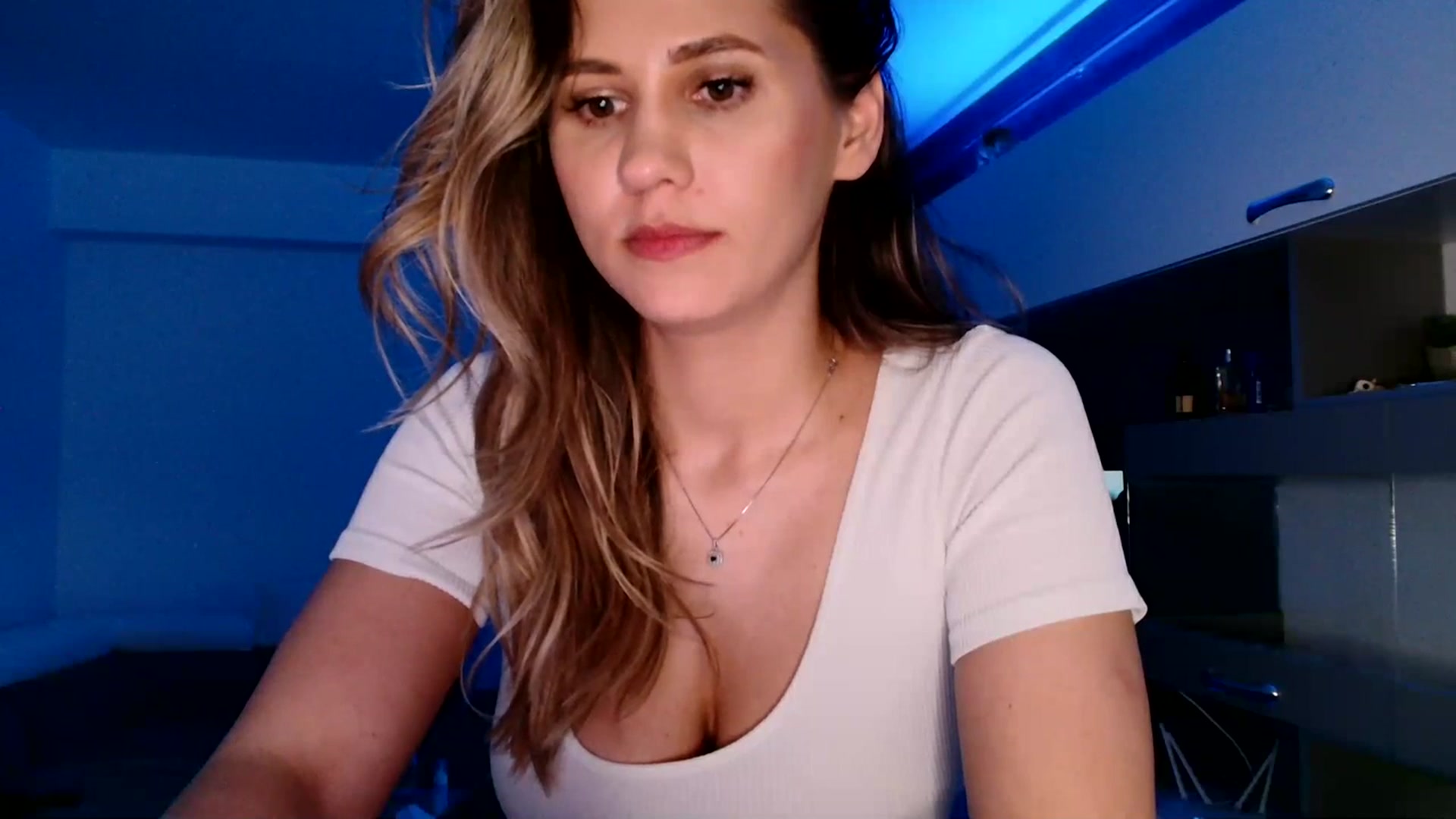 Gallery image thumbnail from Ana_Rose's myfreecams stream on, 07/01/2023, 24:00 image 13 of 20