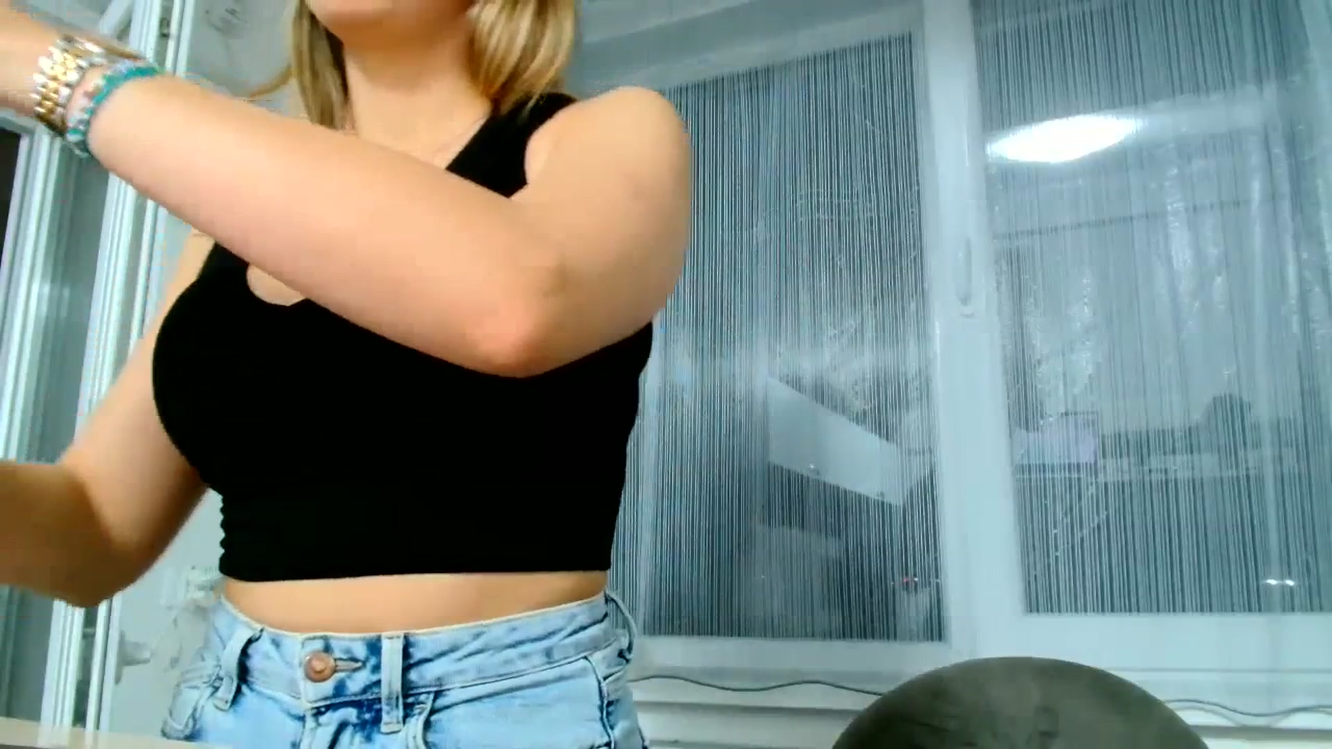 Gallery image thumbnail from Ana_Rose's myfreecams stream on, 07/06/2023, 20:09 image 9 of 20