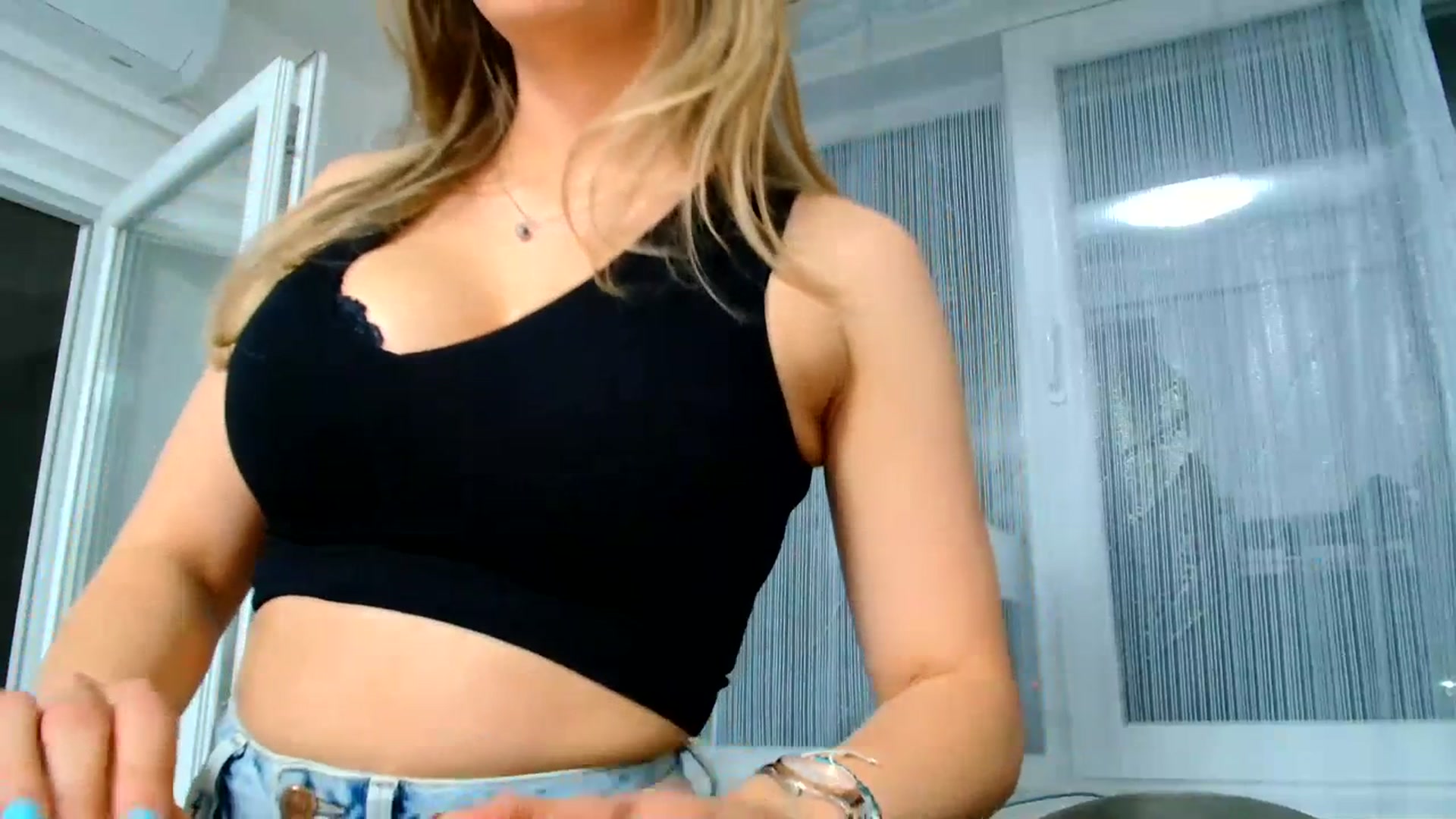Gallery image thumbnail from Ana_Rose's myfreecams stream on, 07/06/2023, 22:12 image 9 of 20