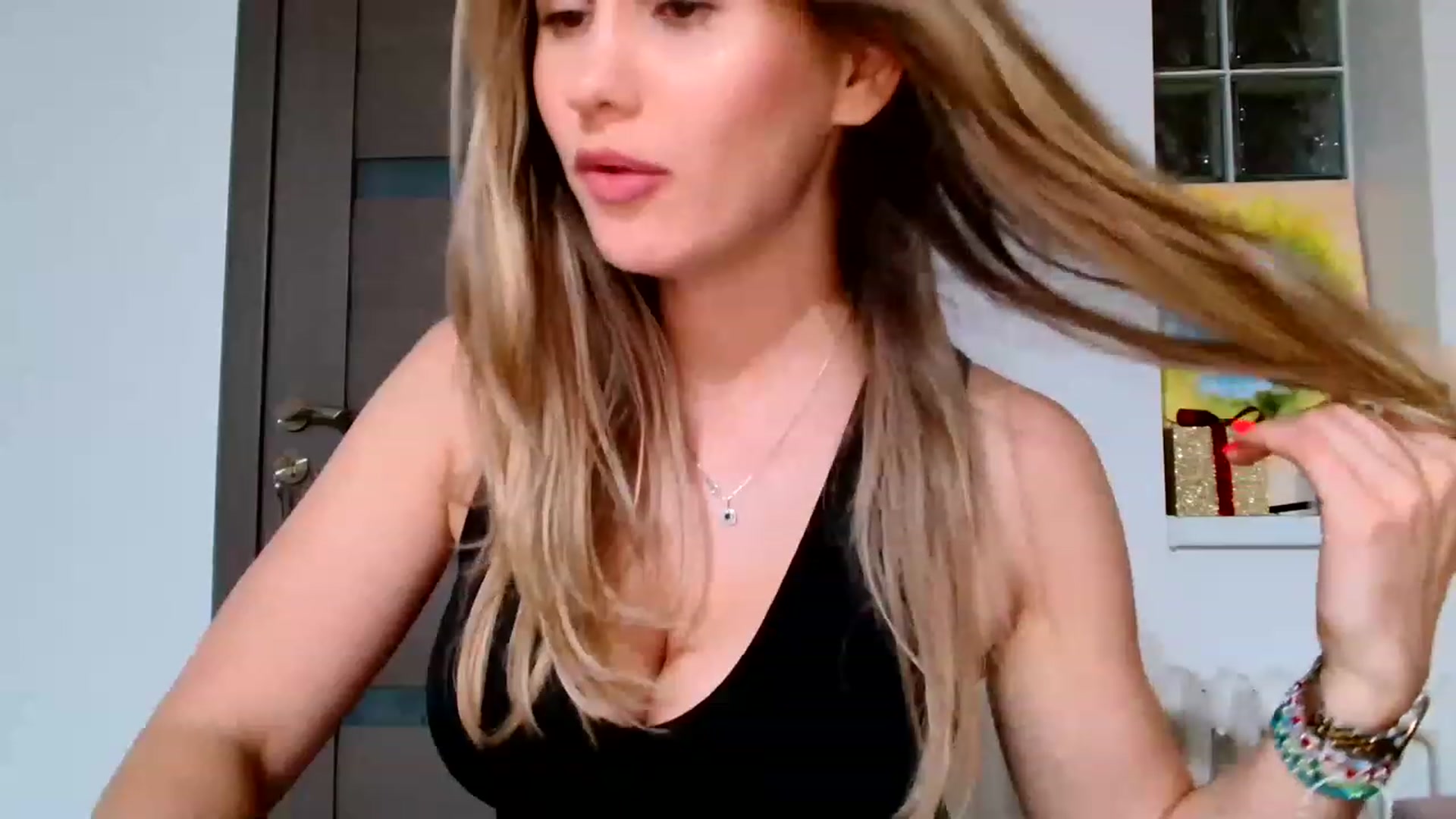 Gallery image thumbnail from Ana_Rose's myfreecams stream on, 07/23/2023, 02:22 image 17 of 20