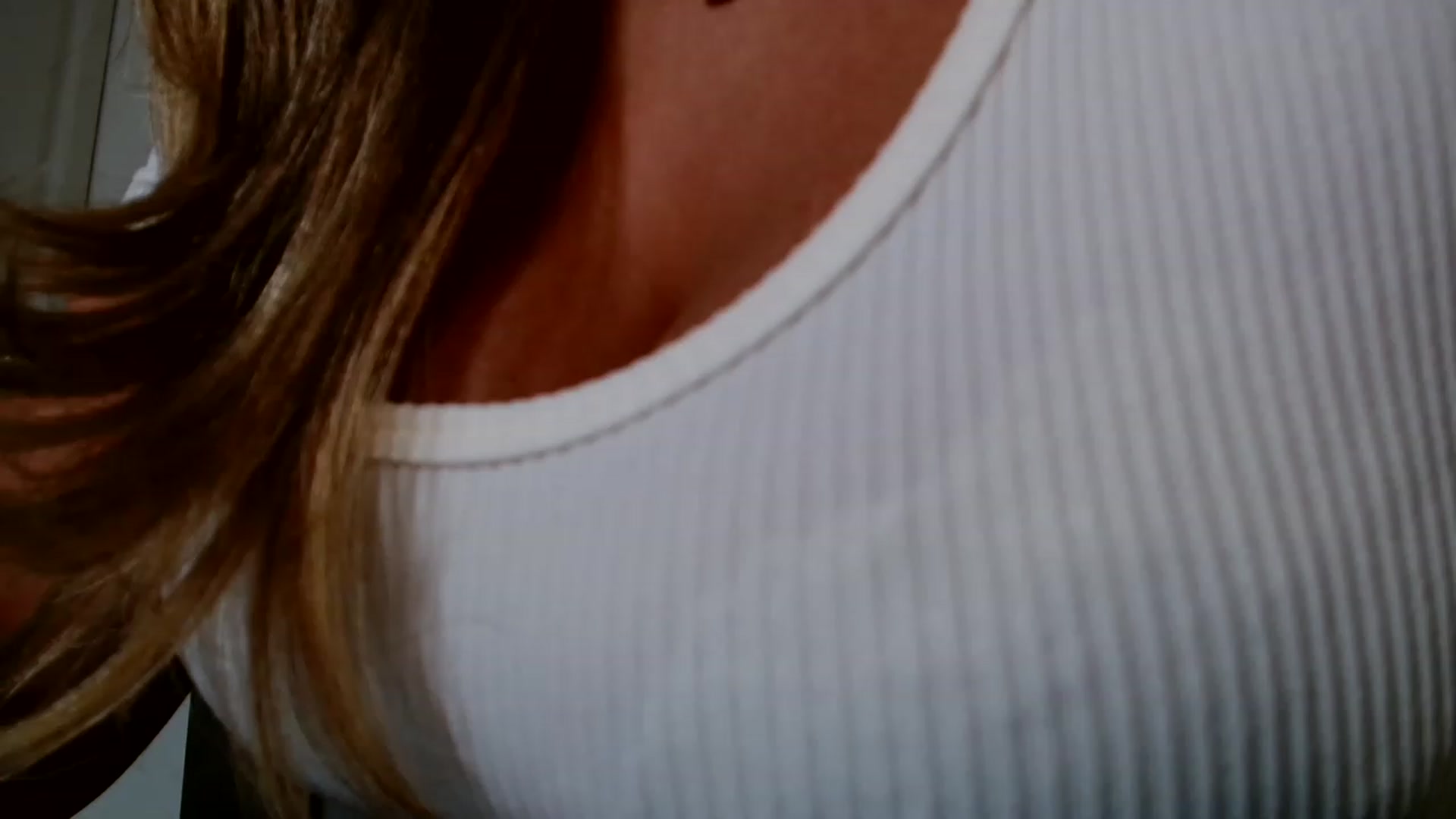 Gallery image thumbnail from Ana_Rose's myfreecams stream on, 07/26/2023, 22:14 image 6 of 20
