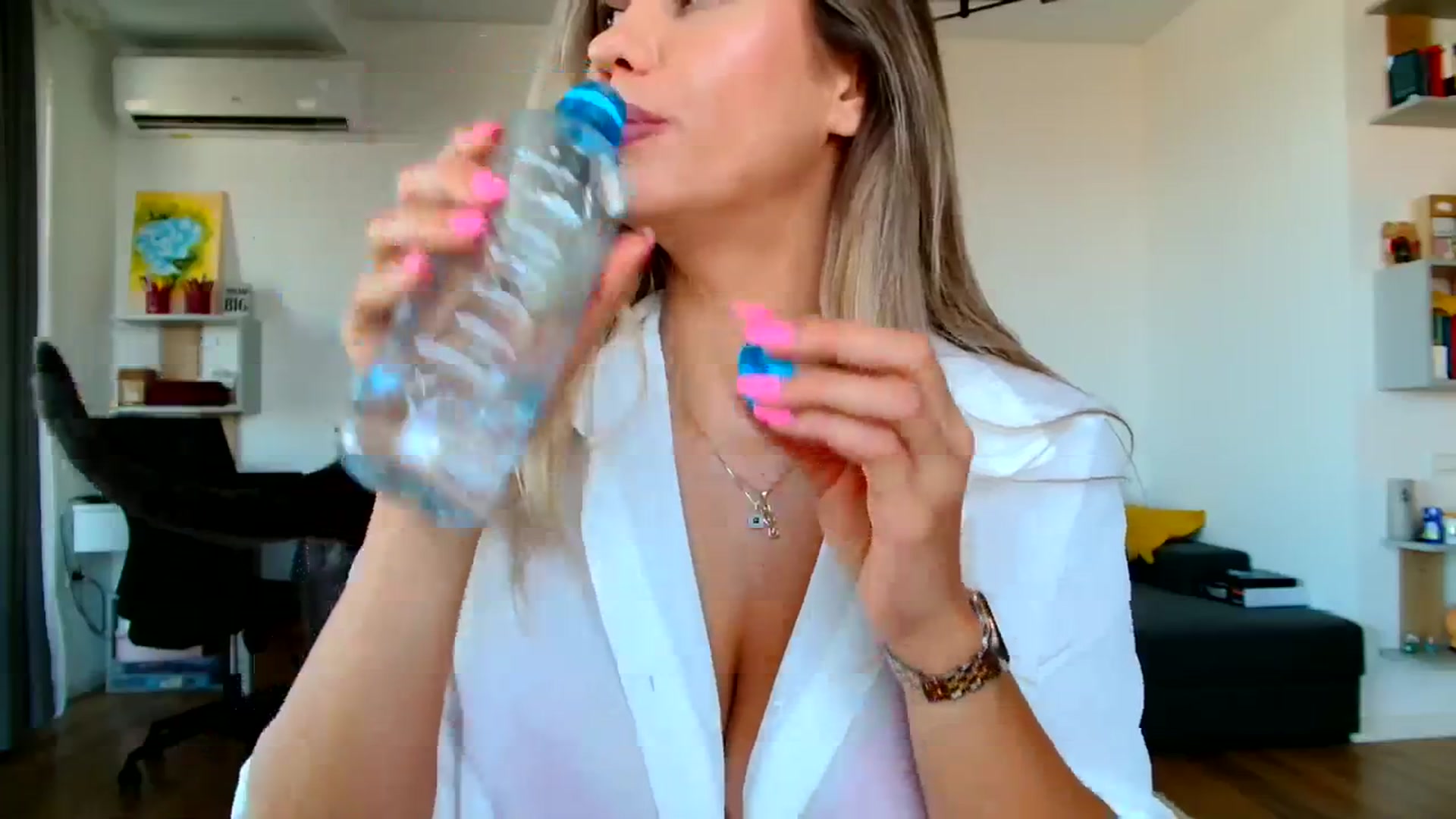 Gallery image thumbnail from Ana_Rose's myfreecams stream on, 09/11/2023, 14:34 image 15 of 20