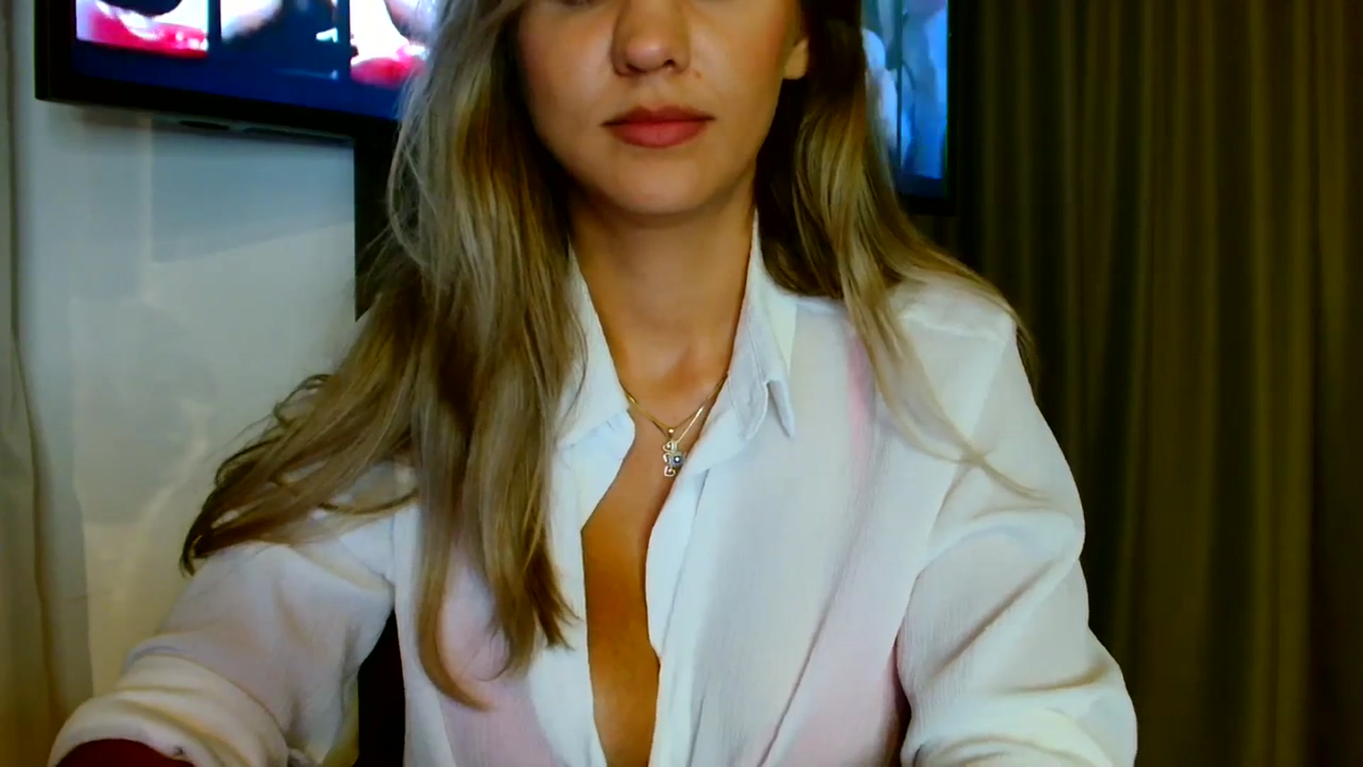 Gallery image thumbnail from Ana_Rose's myfreecams stream on, 09/11/2023, 18:48 image 18 of 20