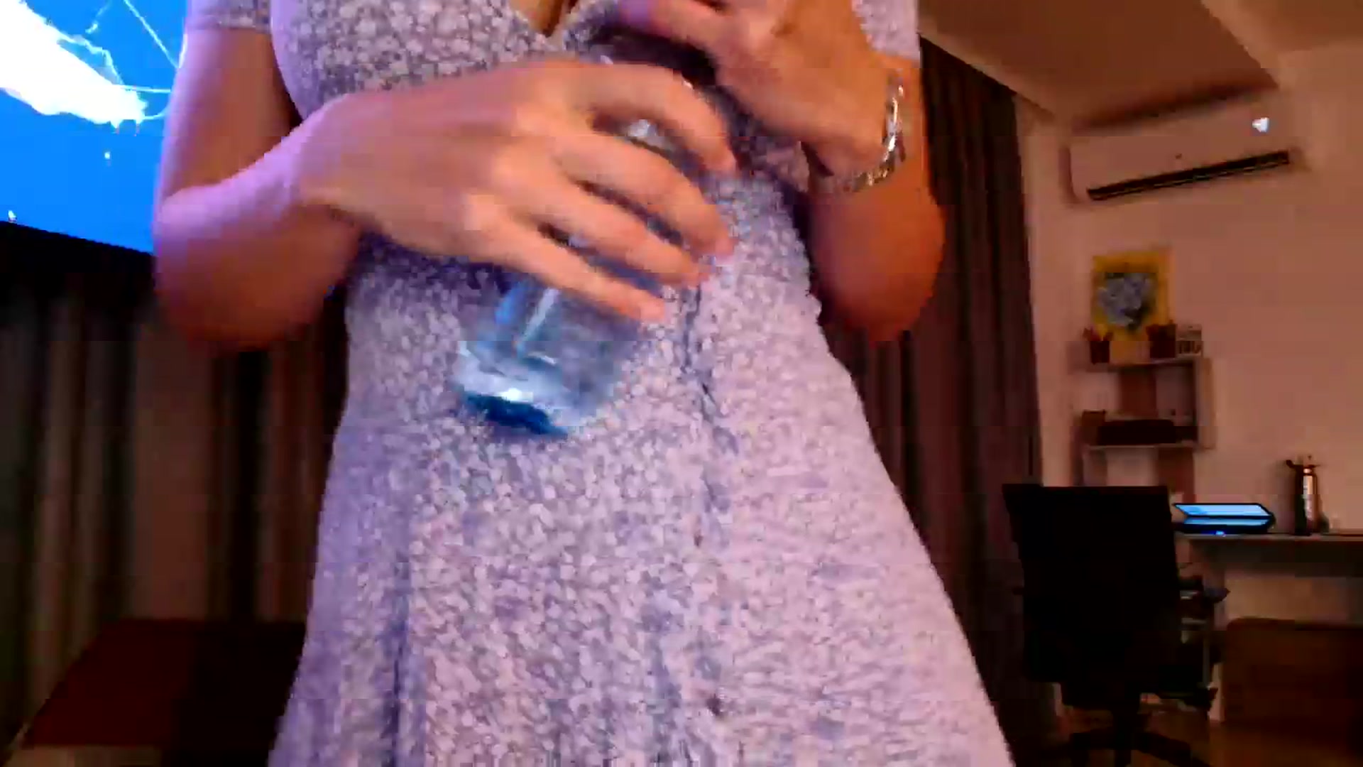 Gallery image thumbnail from Ana_Rose's myfreecams stream on, 09/19/2023, 19:18 image 9 of 20