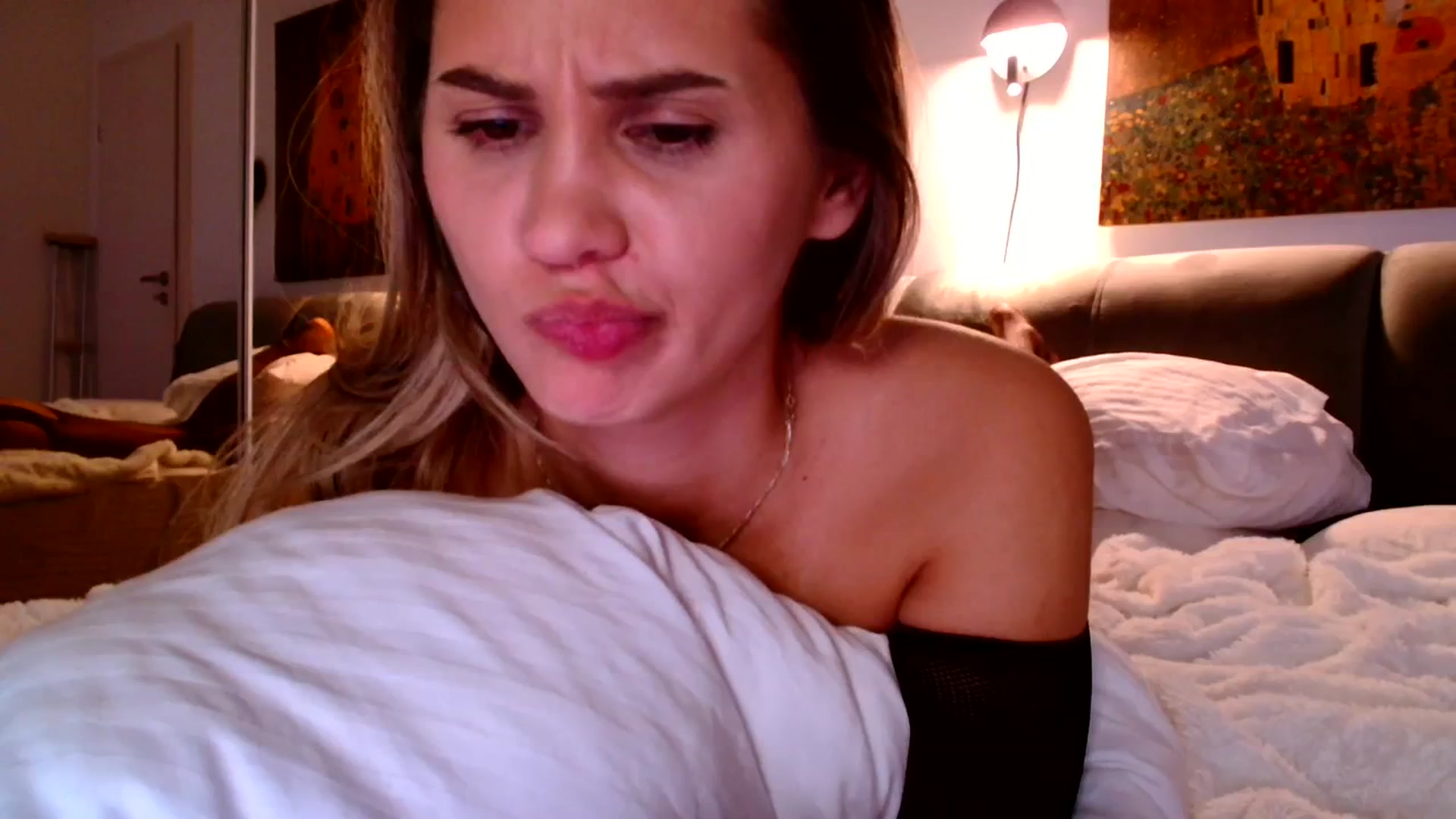 Gallery image thumbnail from Ana_Rose's myfreecams stream on, 10/17/2023, 19:58 image 13 of 20
