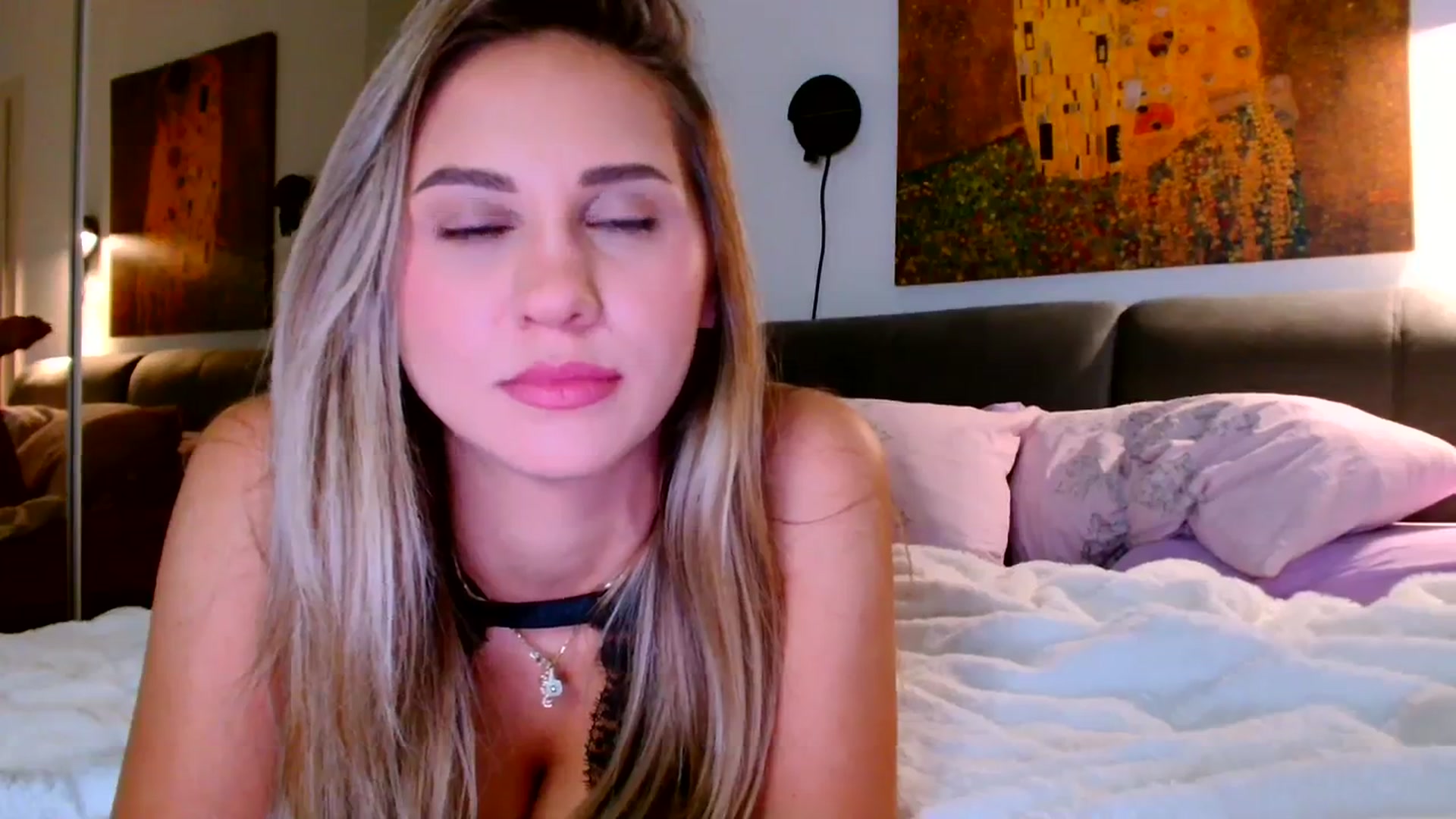 Gallery image thumbnail from Ana_Rose's myfreecams stream on, 10/19/2023, 20:38 image 2 of 20