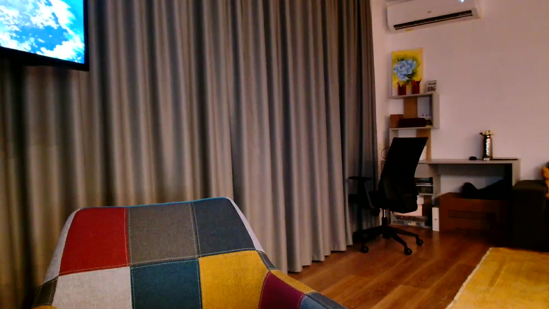 Gallery image thumbnail from Ana_Rose's myfreecams stream on, 10/20/2023, 22:32 image 20 of 20