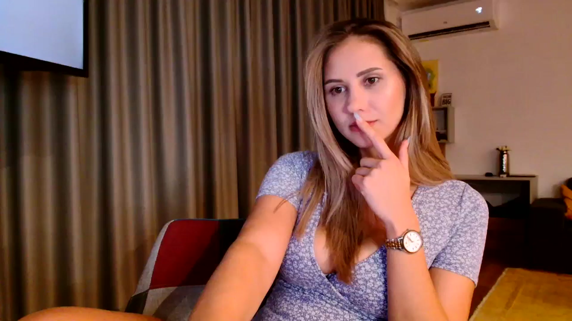 Gallery image thumbnail from Ana_Rose's myfreecams stream on, 10/20/2023, 23:19 image 8 of 20