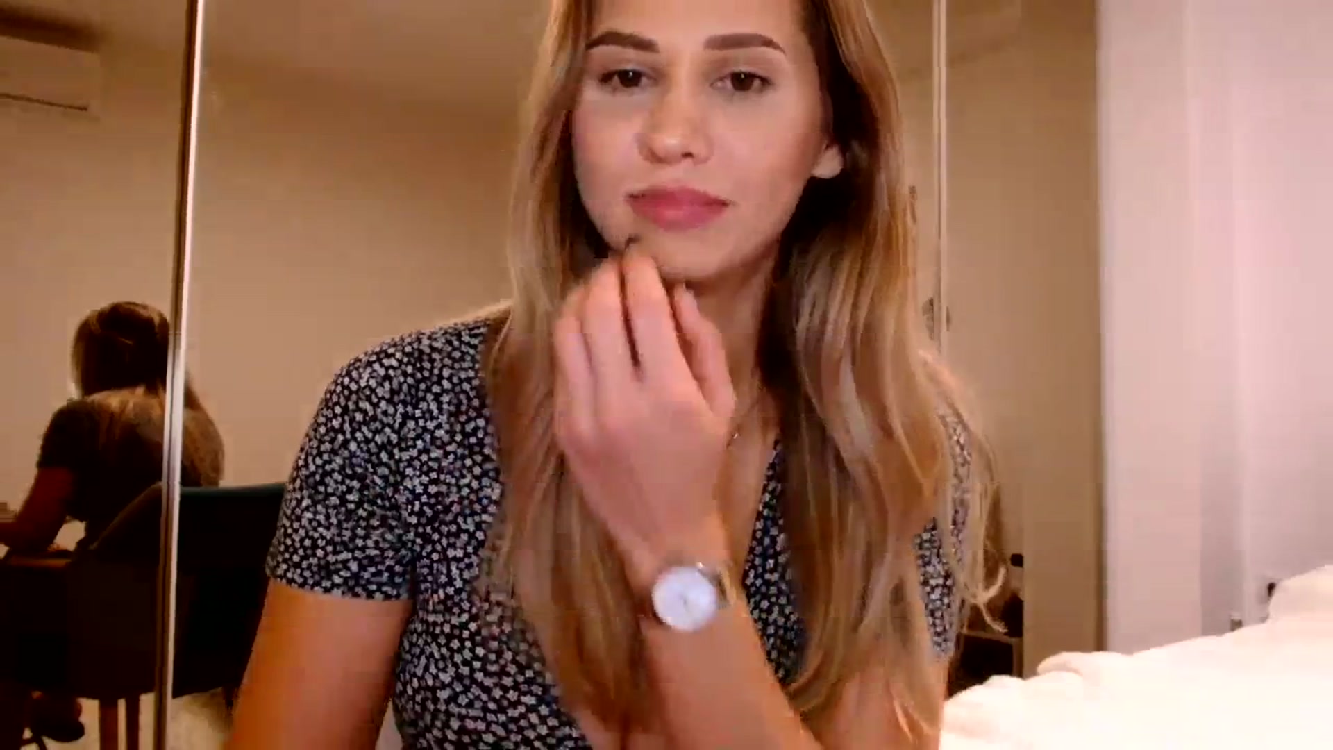 Gallery image thumbnail from Ana_Rose's myfreecams stream on, 10/24/2023, 18:26 image 18 of 20