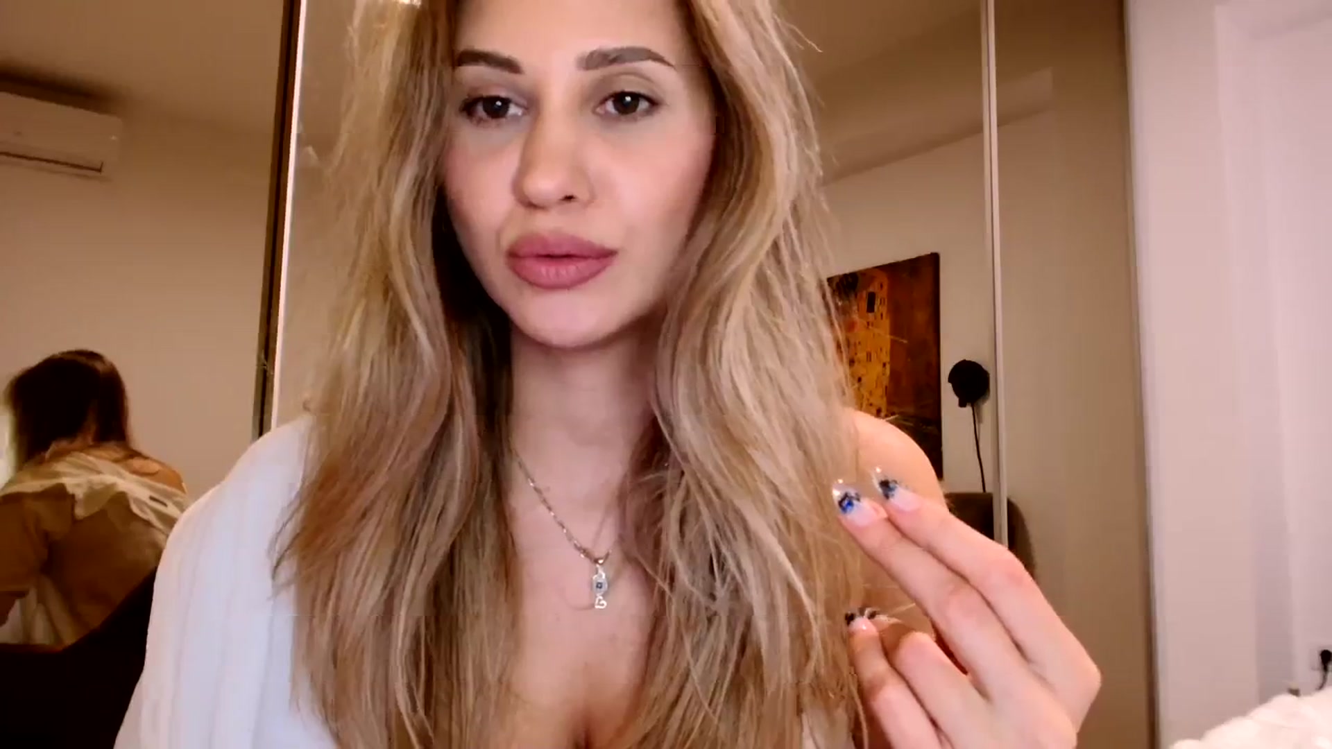 Gallery image thumbnail from Ana_Rose's myfreecams stream on, 10/25/2023, 18:08 image 8 of 20