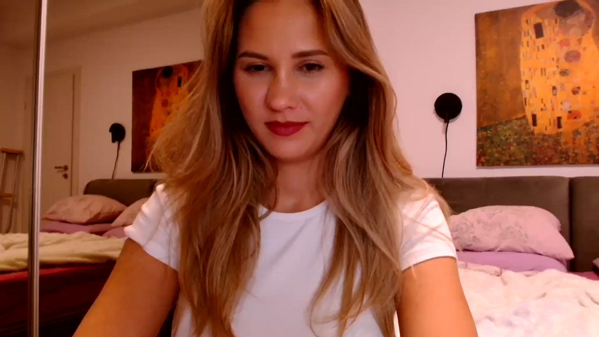 Gallery image thumbnail from Ana_Rose's myfreecams stream on, 10/29/2023, 22:28 image 10 of 20