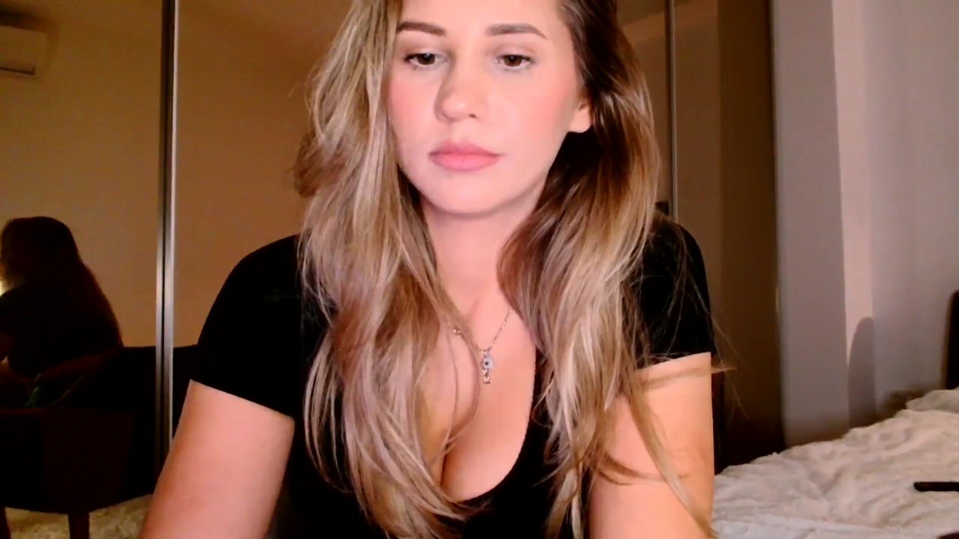 Gallery image thumbnail from Ana_Rose's myfreecams stream on, 11/05/2023, 20:01 image 11 of 20