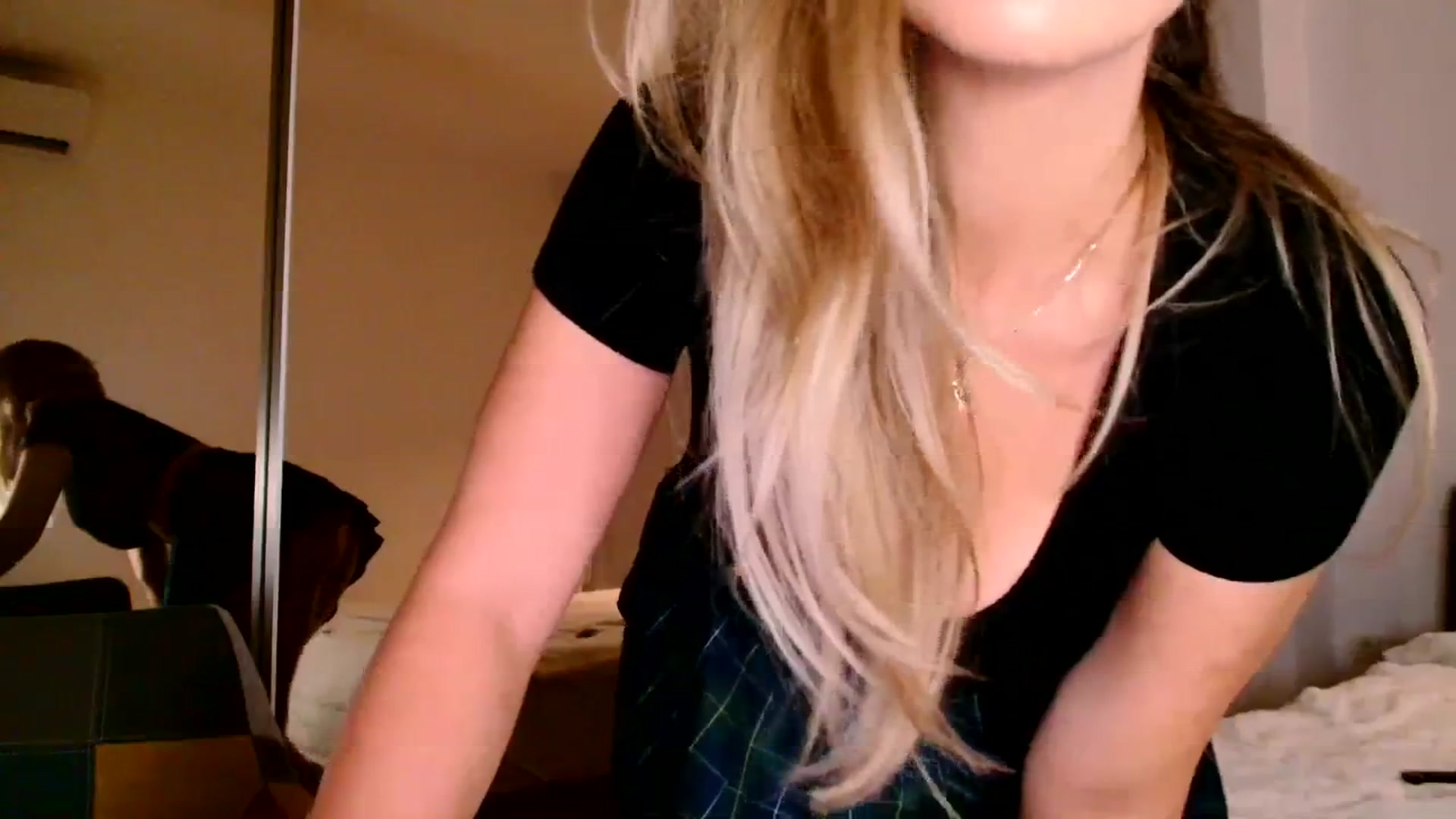 Gallery image thumbnail from Ana_Rose's myfreecams stream on, 11/05/2023, 20:01 image 3 of 20