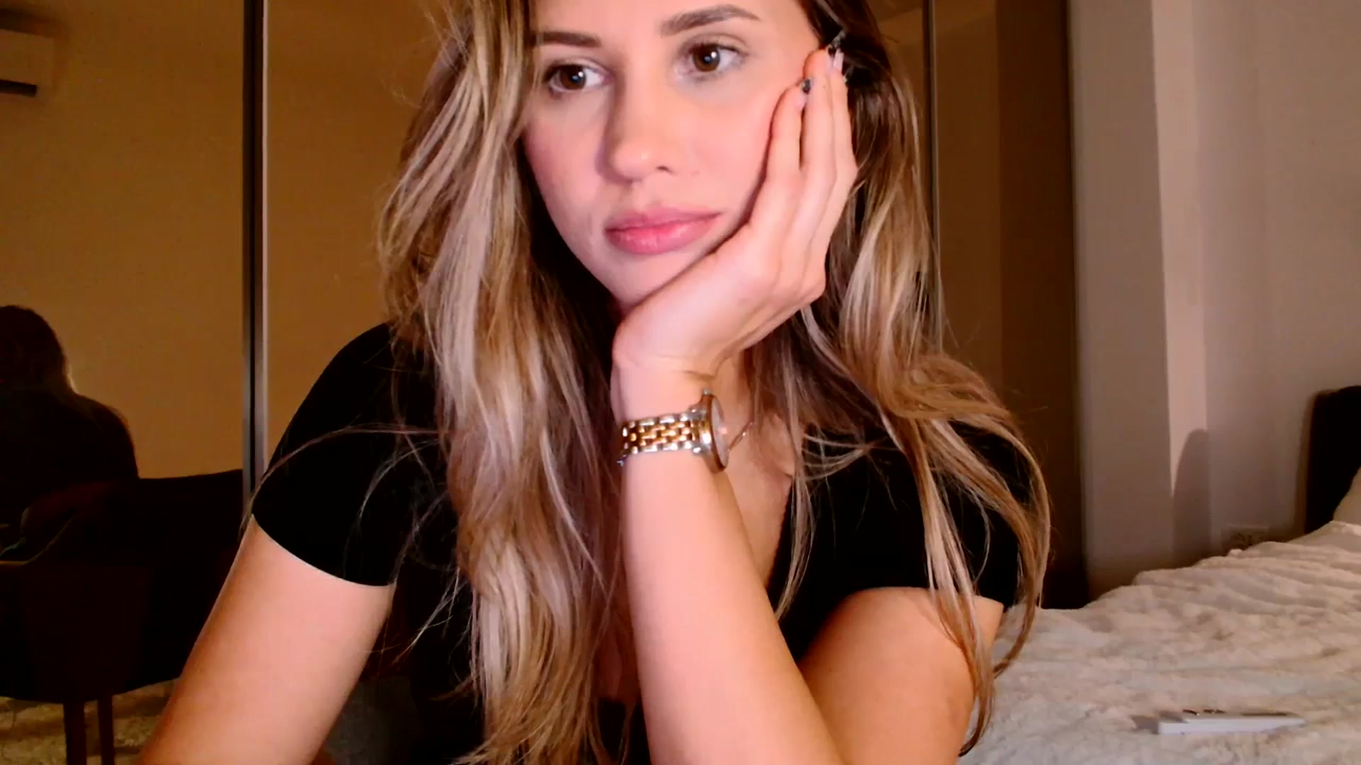 Gallery image thumbnail from Ana_Rose's myfreecams stream on, 11/05/2023, 21:37 image 15 of 20