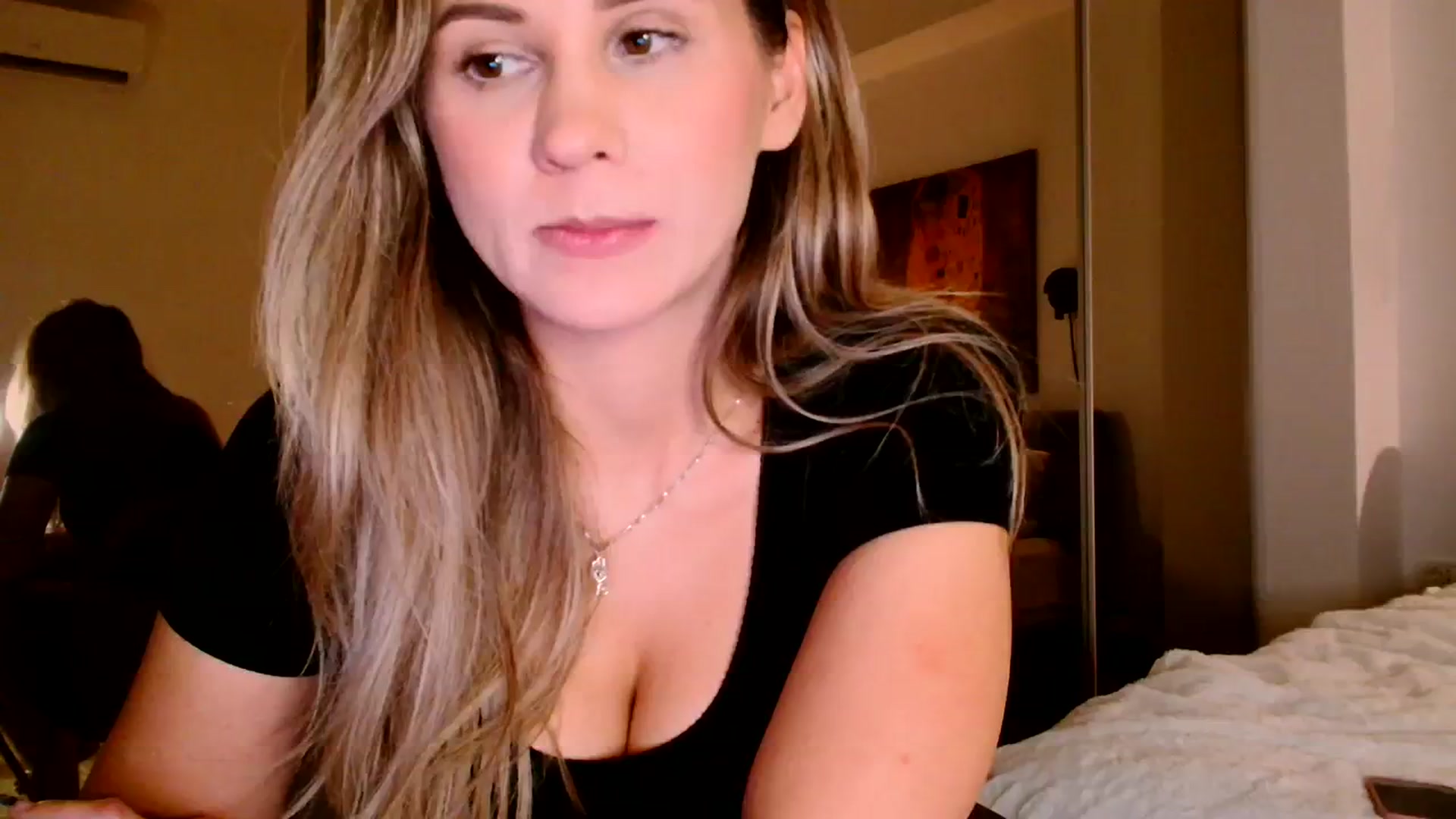 Gallery image thumbnail from Ana_Rose's myfreecams stream on, 11/05/2023, 21:37 image 9 of 20