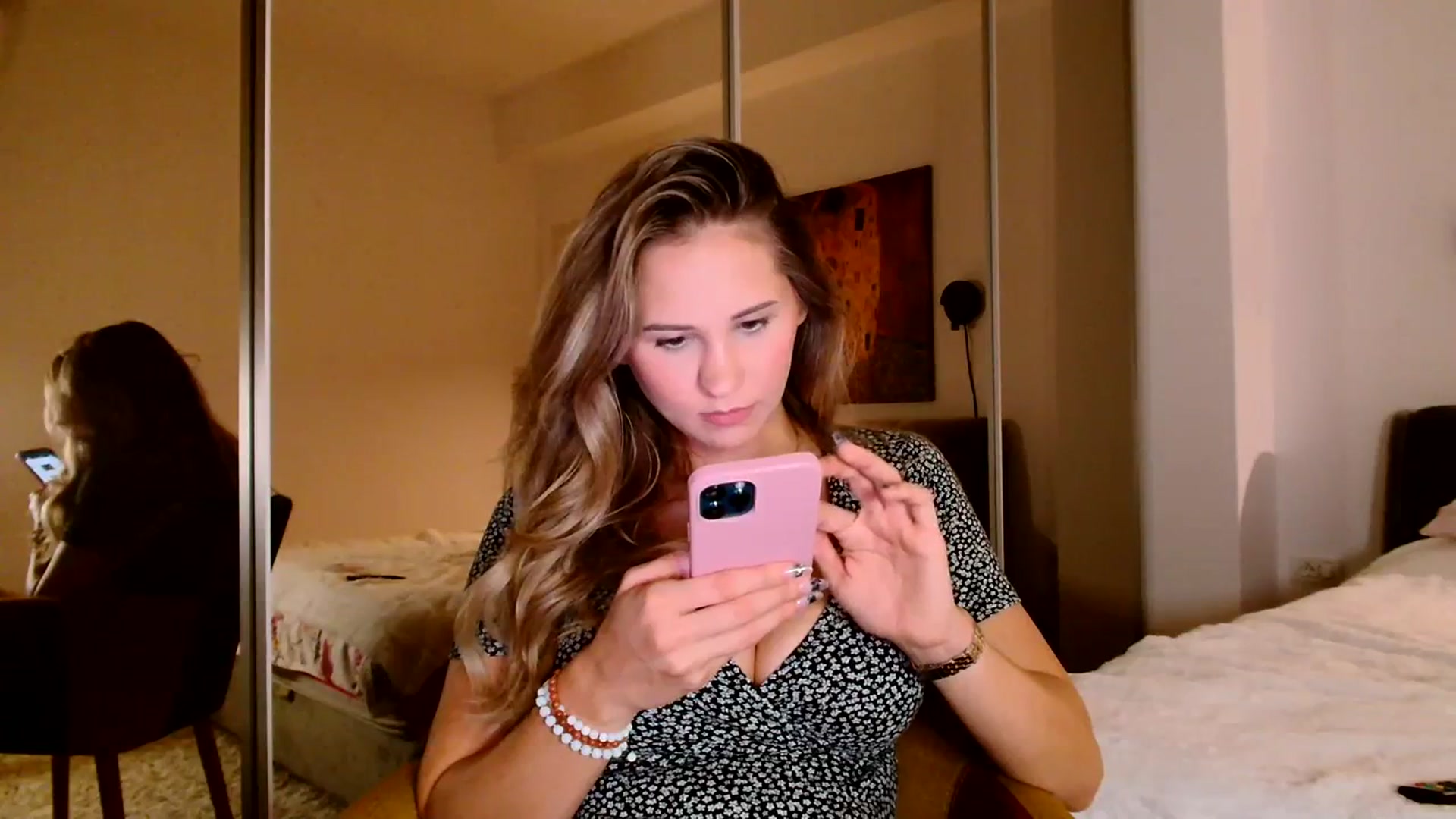 Gallery image thumbnail from Ana_Rose's myfreecams stream on, 11/08/2023, 15:45 image 5 of 20