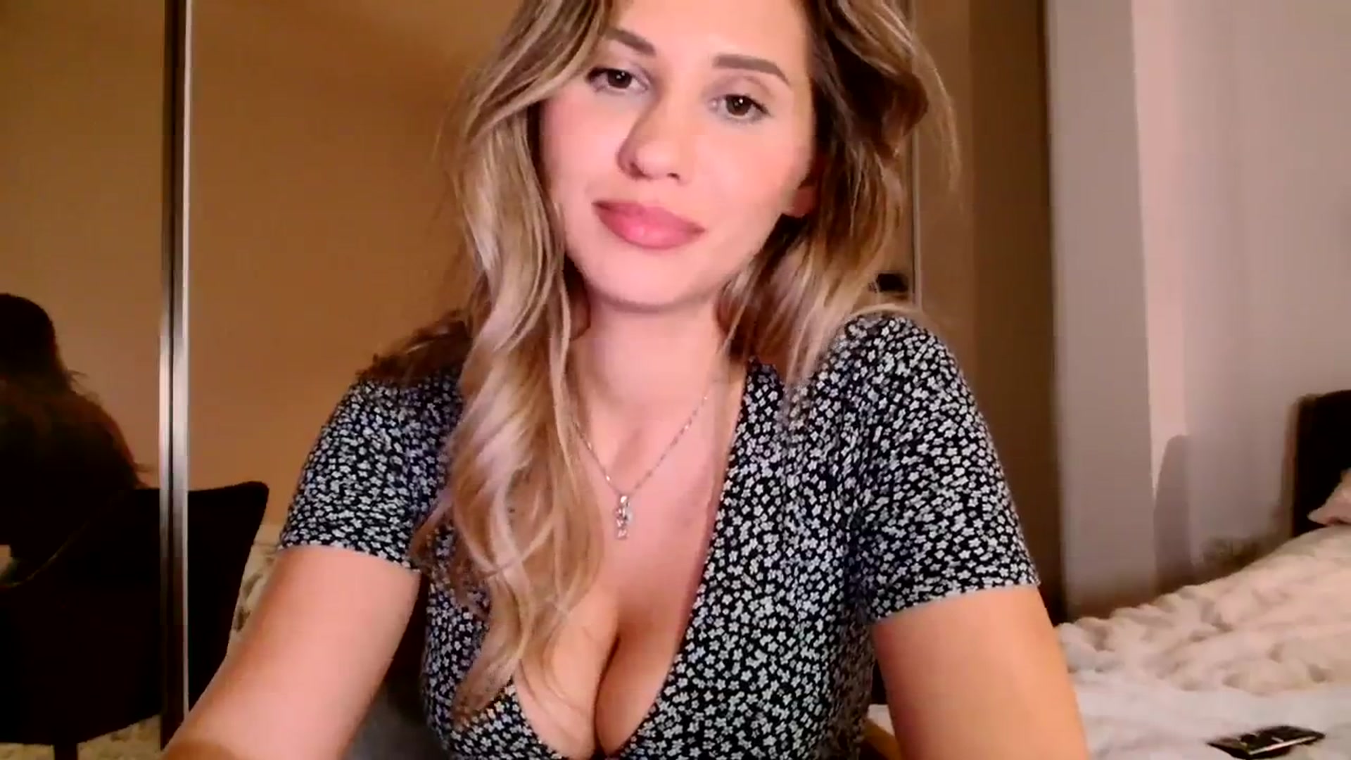 Gallery image thumbnail from Ana_Rose's myfreecams stream on, 11/08/2023, 20:36 image 19 of 20