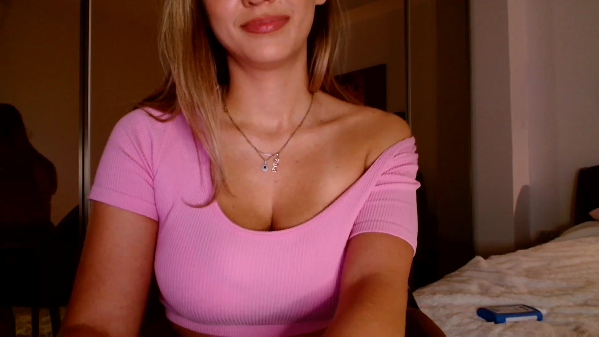 Gallery image thumbnail from Ana_Rose's myfreecams stream on, 11/12/2023, 23:47 image 16 of 20