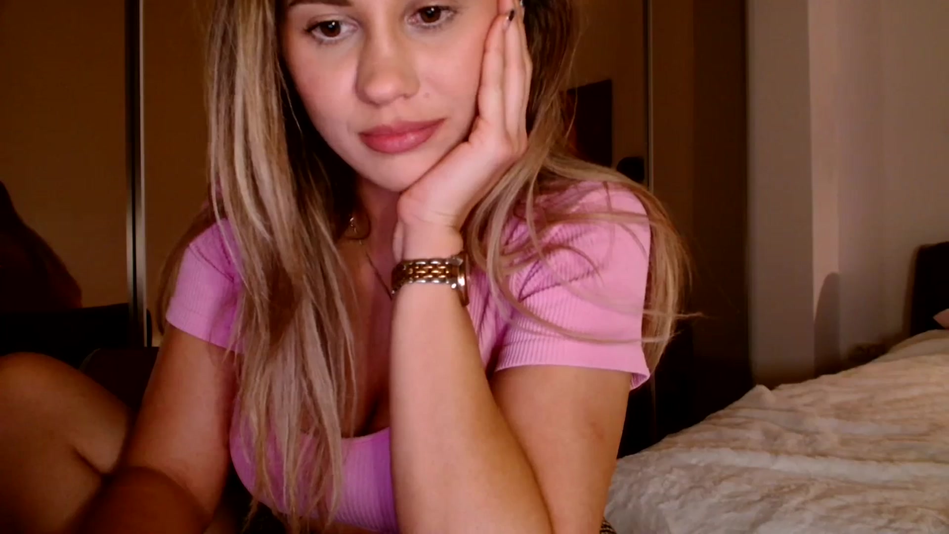 Gallery image thumbnail from Ana_Rose's myfreecams stream on, 11/12/2023, 23:47 image 7 of 20