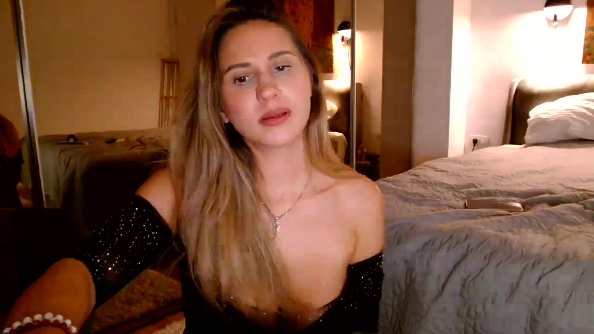 Gallery image thumbnail from Ana_Rose's myfreecams stream on, 11/13/2023, 20:12 image 4 of 20