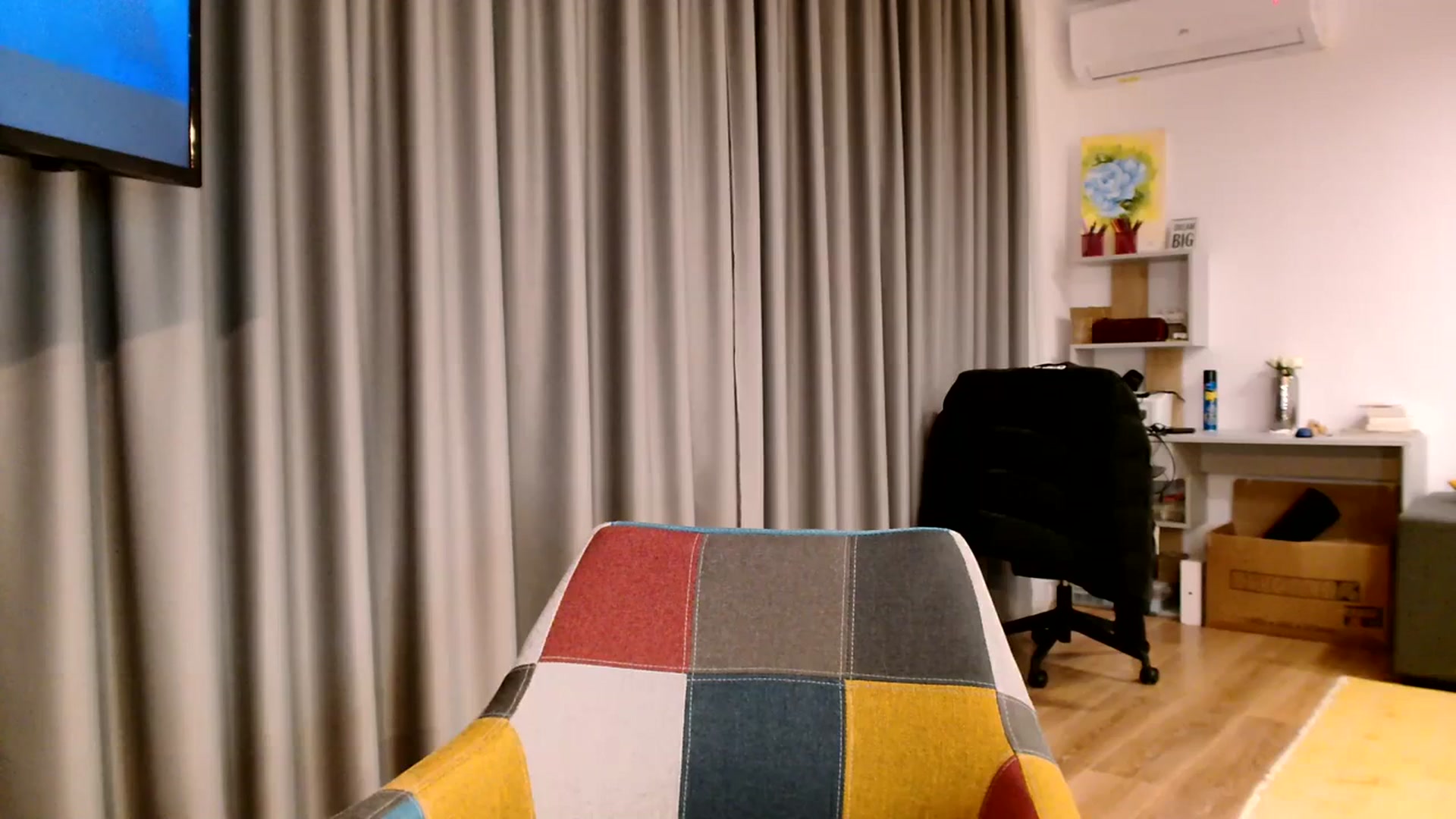 Gallery image thumbnail from Ana_Rose's myfreecams stream on, 11/19/2023, 16:55 image 10 of 20
