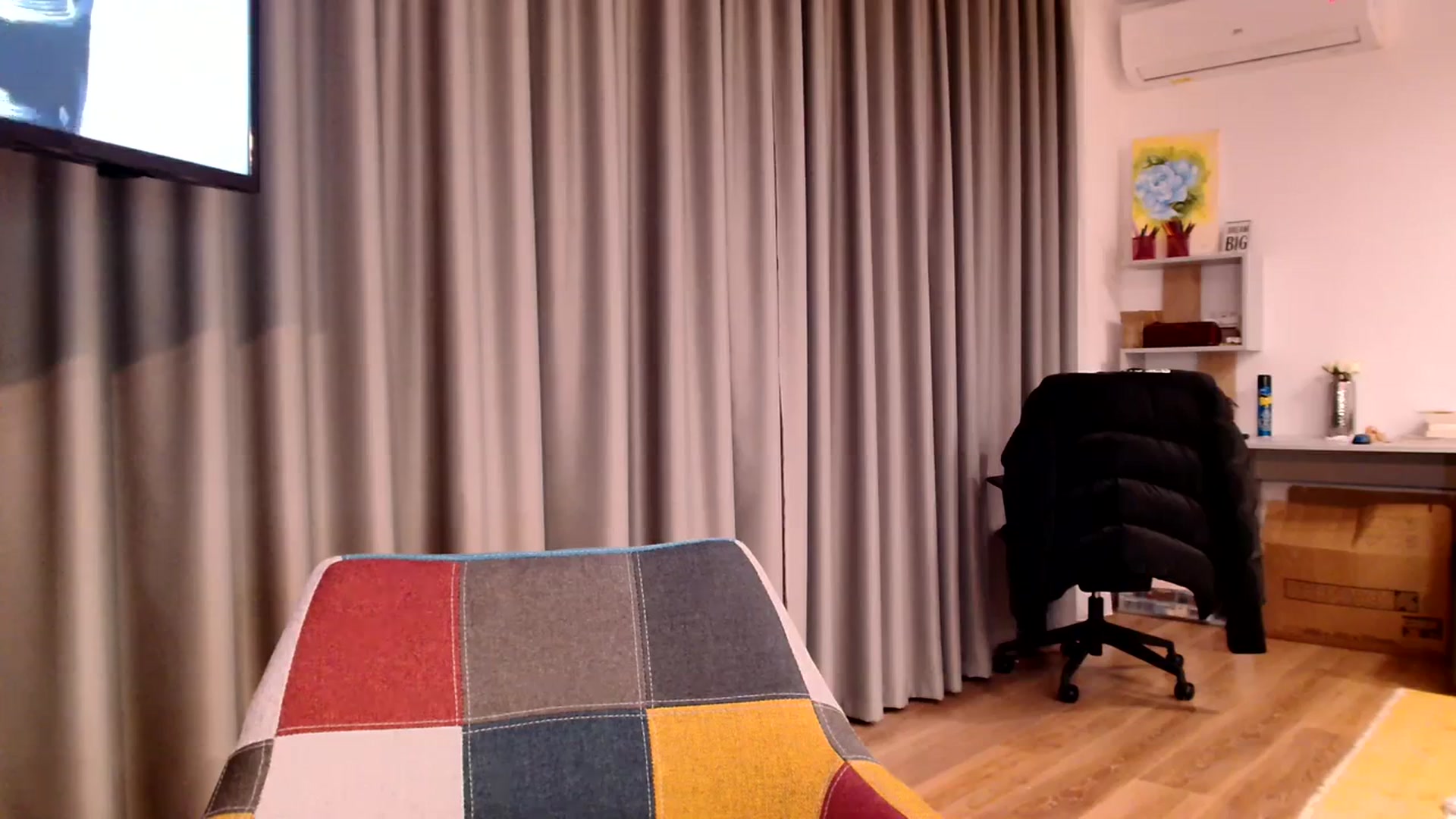 Gallery image thumbnail from Ana_Rose's myfreecams stream on, 11/19/2023, 21:42 image 3 of 20