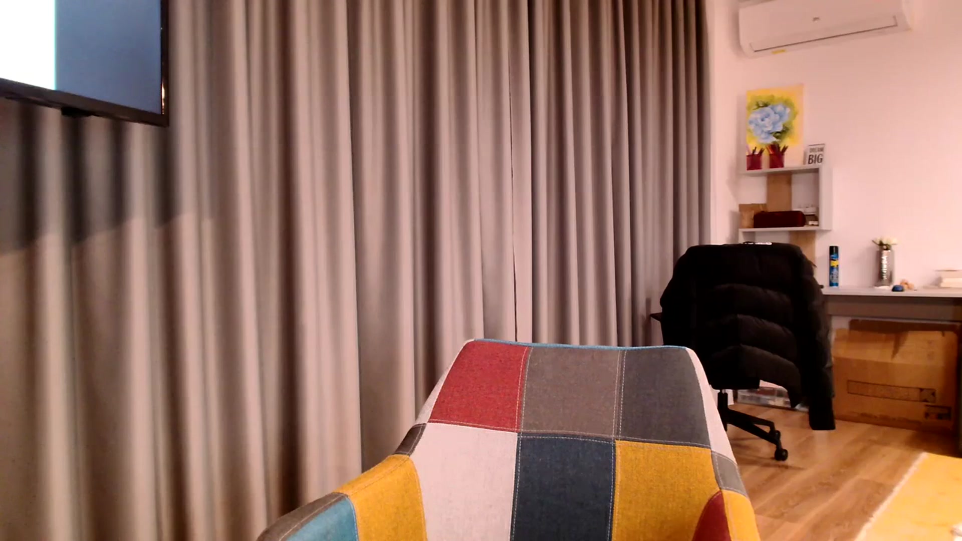 Gallery image thumbnail from Ana_Rose's myfreecams stream on, 11/19/2023, 21:42 image 19 of 20