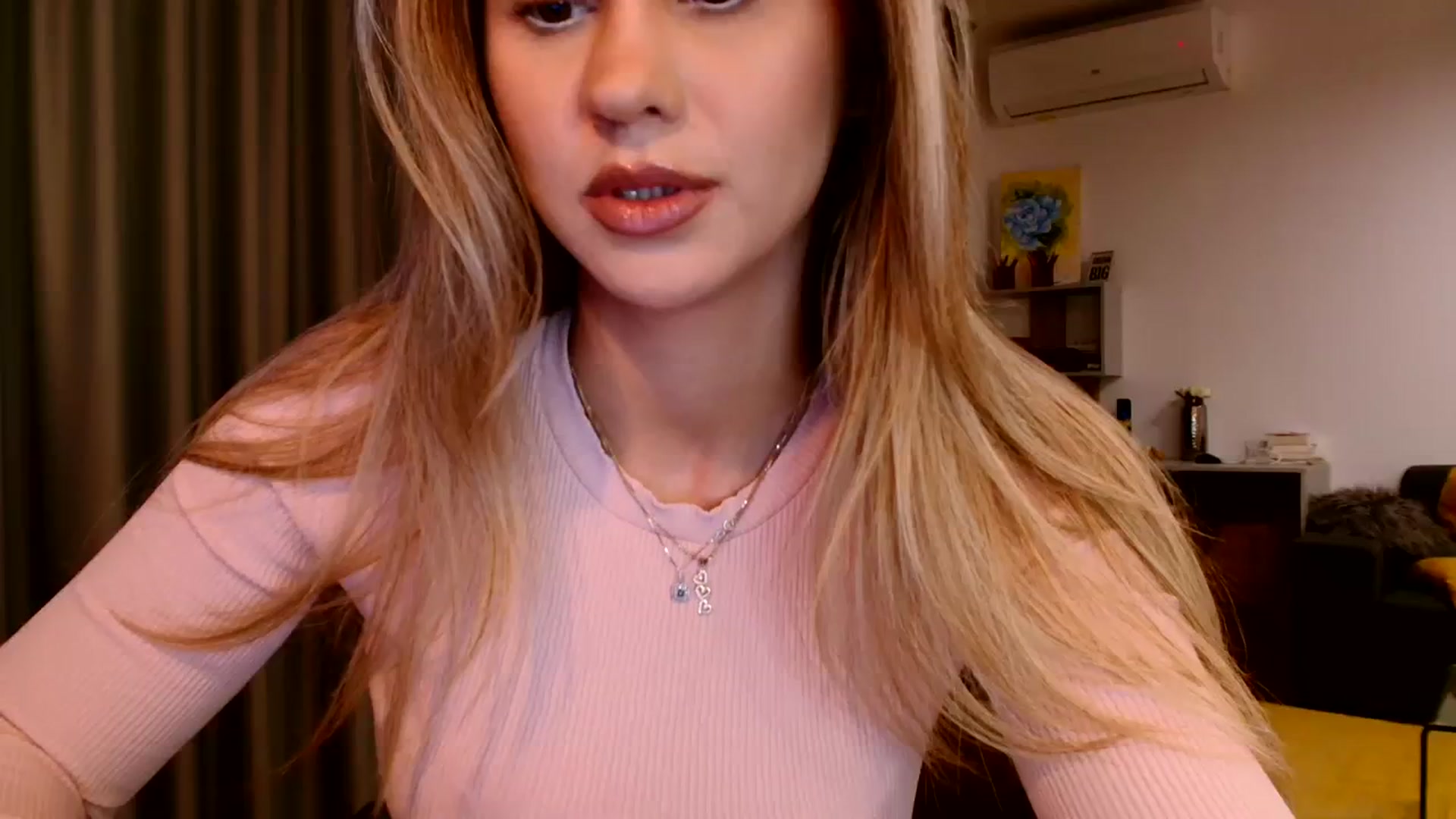 Gallery image thumbnail from Ana_Rose's myfreecams stream on, 11/21/2023, 16:23 image 1 of 20