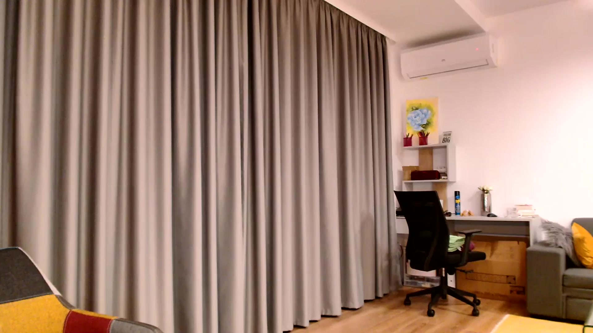 Gallery image thumbnail from Ana_Rose's myfreecams stream on, 11/21/2023, 18:15 image 12 of 20