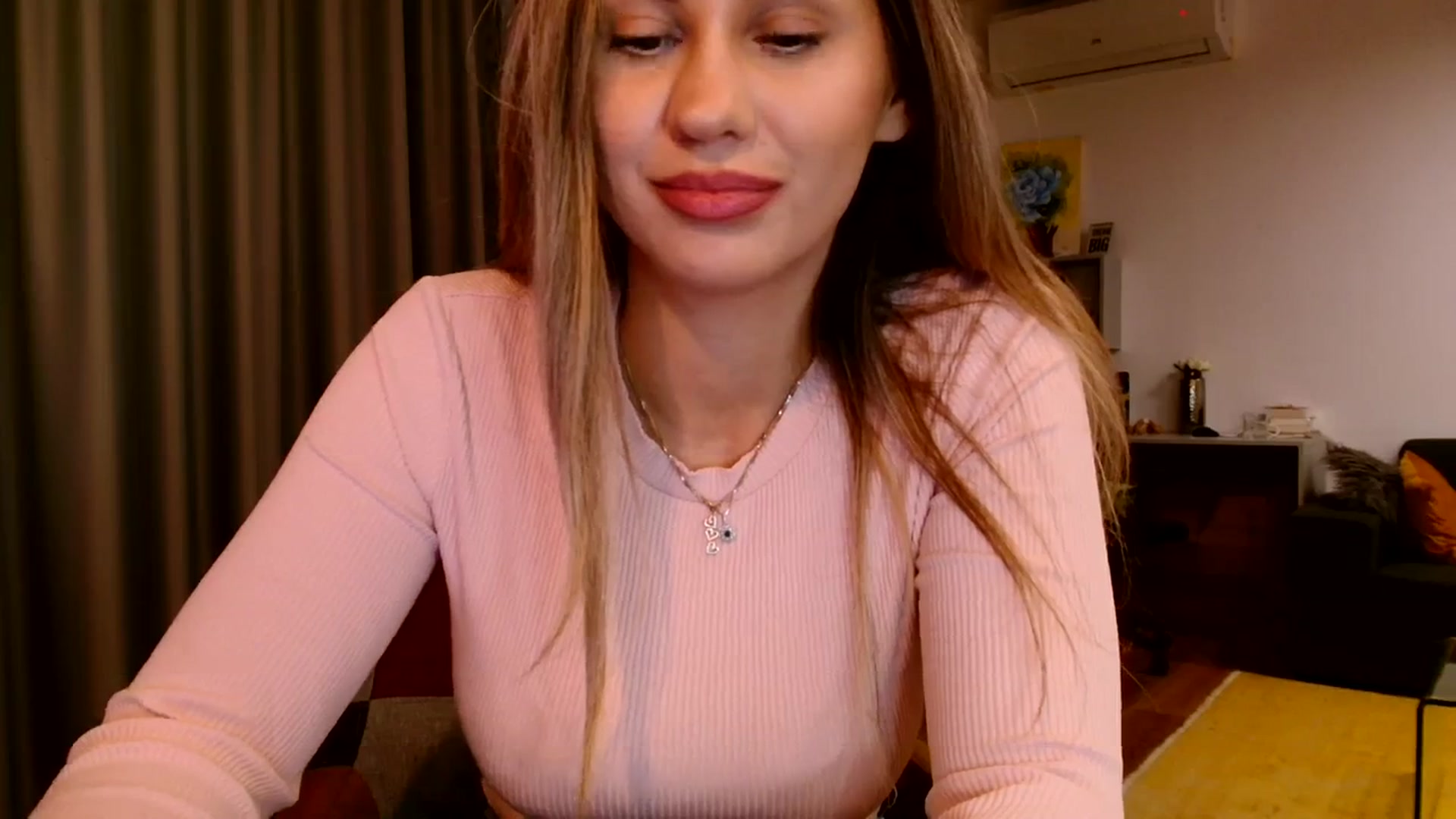 Gallery image thumbnail from Ana_Rose's myfreecams stream on, 11/21/2023, 18:15 image 18 of 20