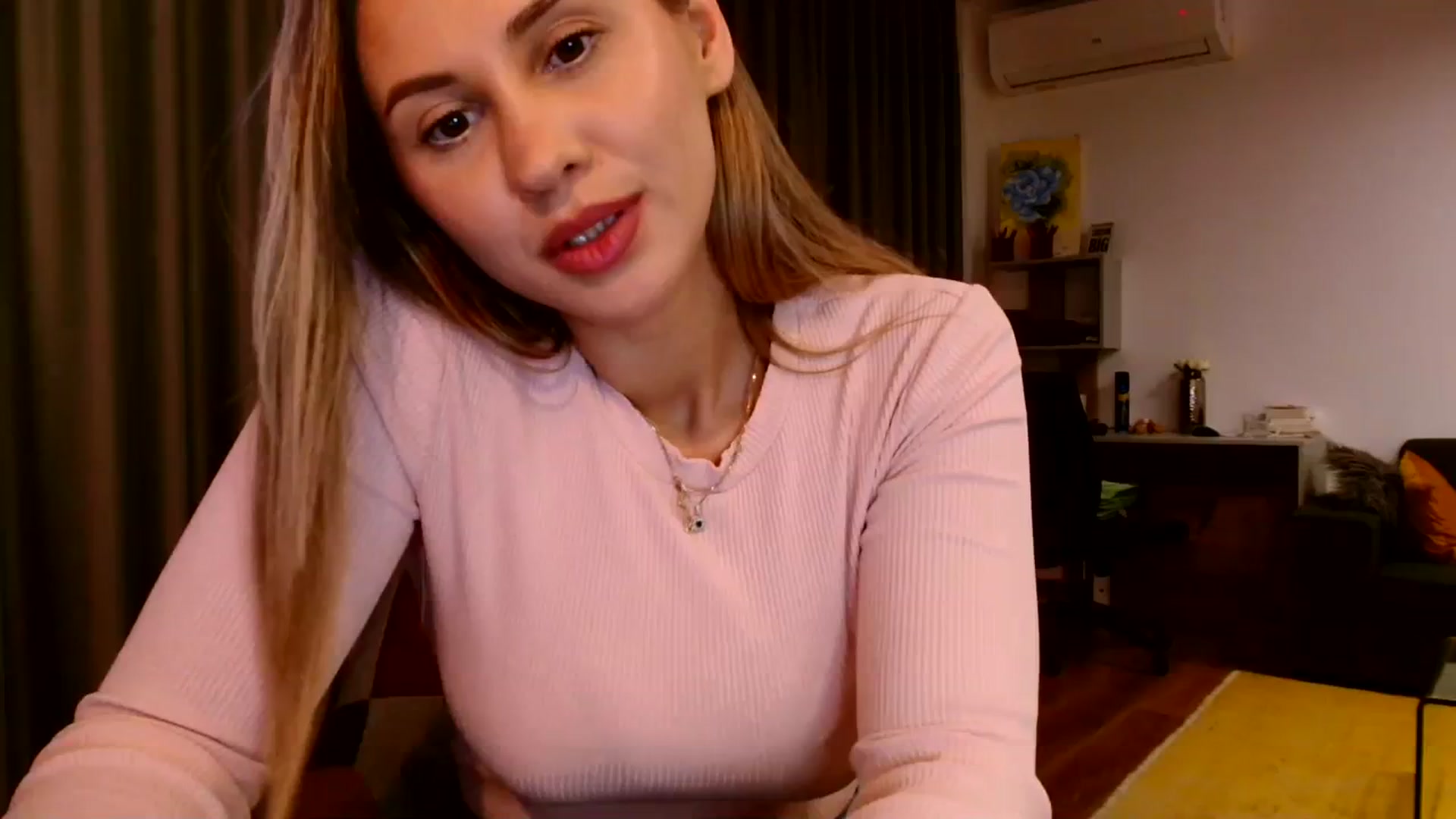 Gallery image thumbnail from Ana_Rose's myfreecams stream on, 11/21/2023, 18:15 image 19 of 20