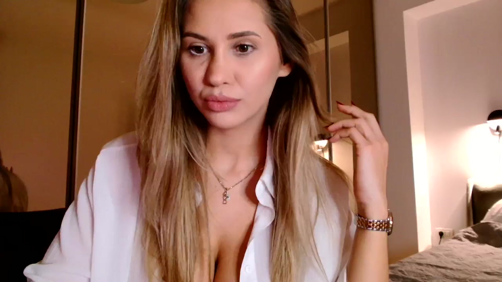 Gallery image thumbnail from Ana_Rose's myfreecams stream on, 11/23/2023, 18:53 image 8 of 20