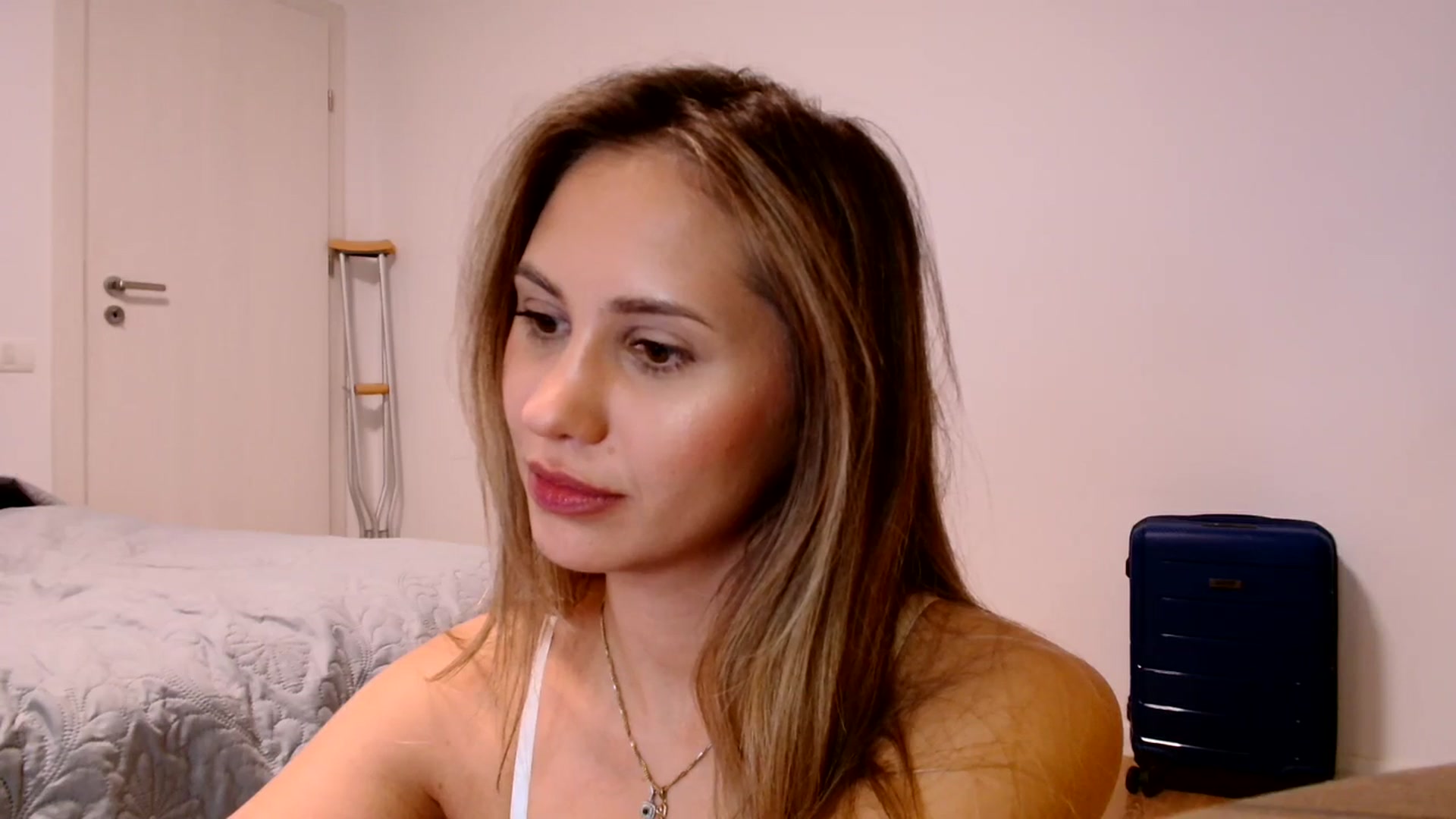 Gallery image thumbnail from Ana_Rose's myfreecams stream on, 11/25/2023, 23:35 image 13 of 20