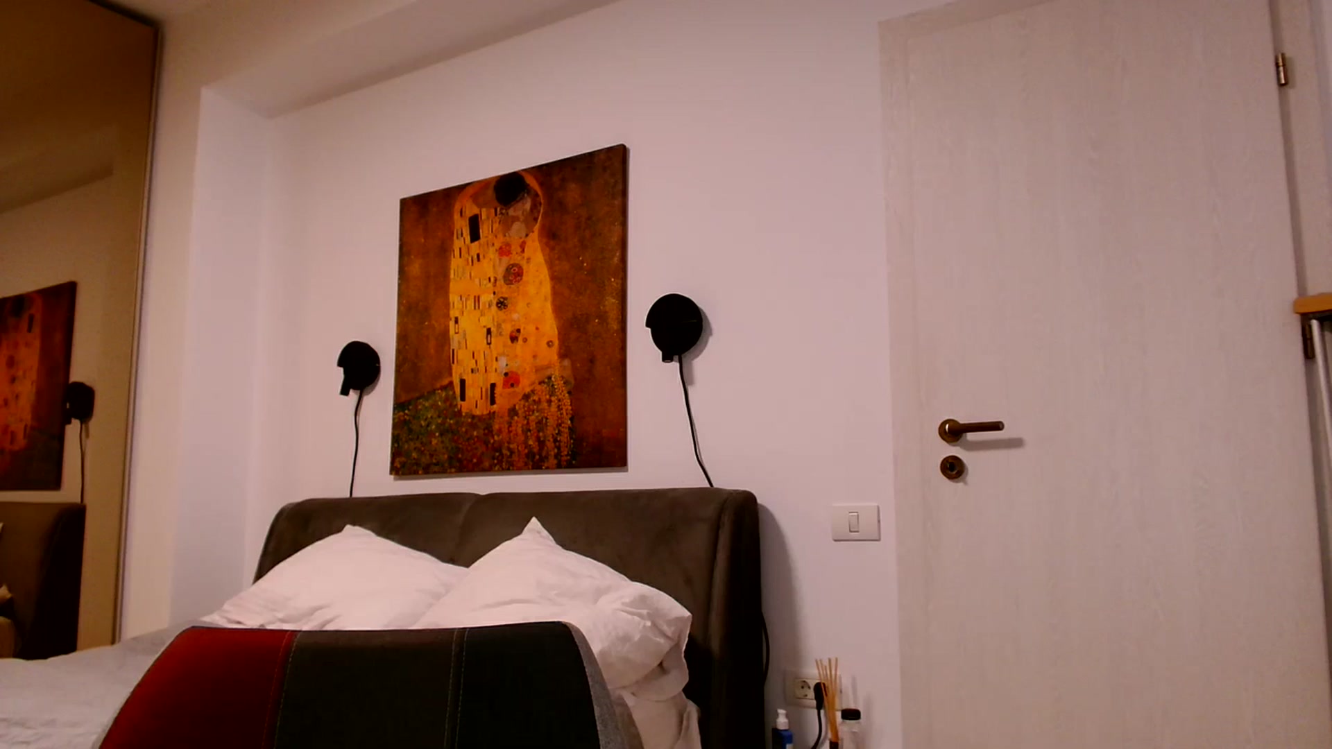 Gallery image thumbnail from Ana_Rose's myfreecams stream on, 12/03/2023, 17:31 image 18 of 20