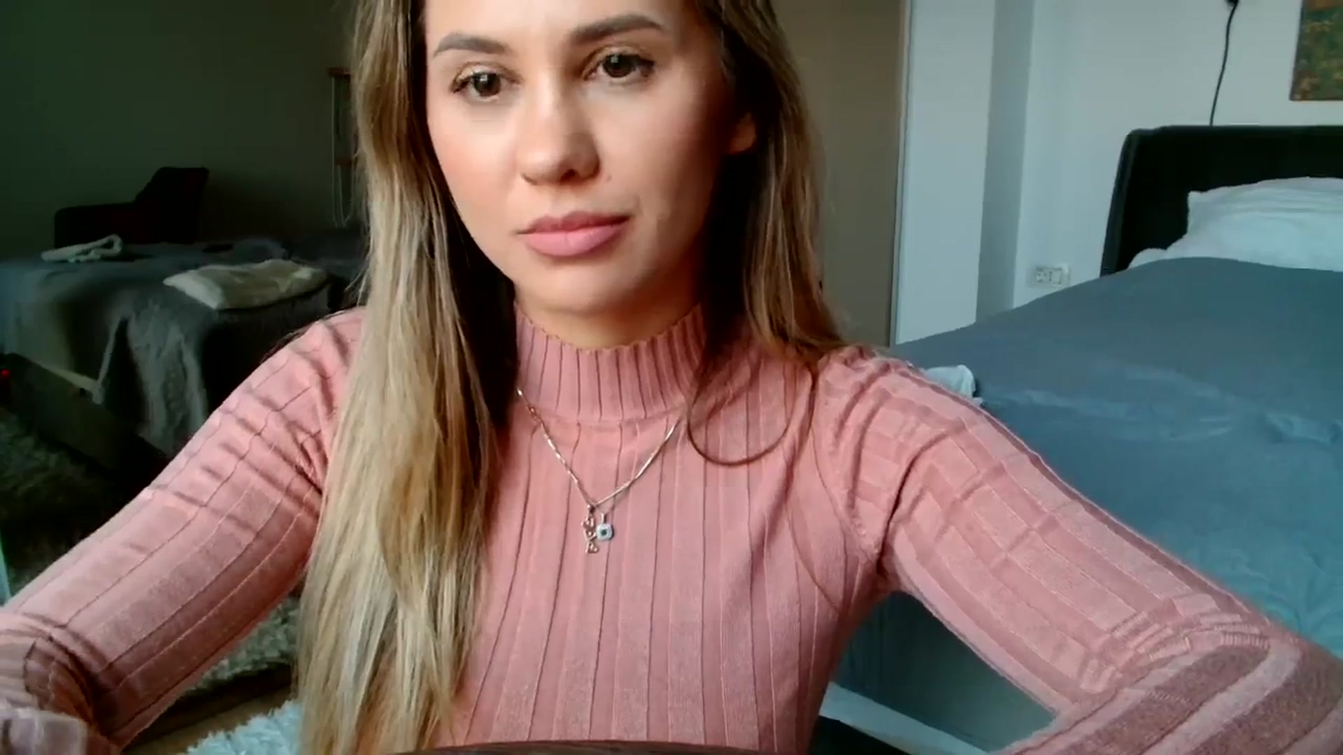 Gallery image thumbnail from Ana_Rose's myfreecams stream on, 12/04/2023, 14:02 image 10 of 20