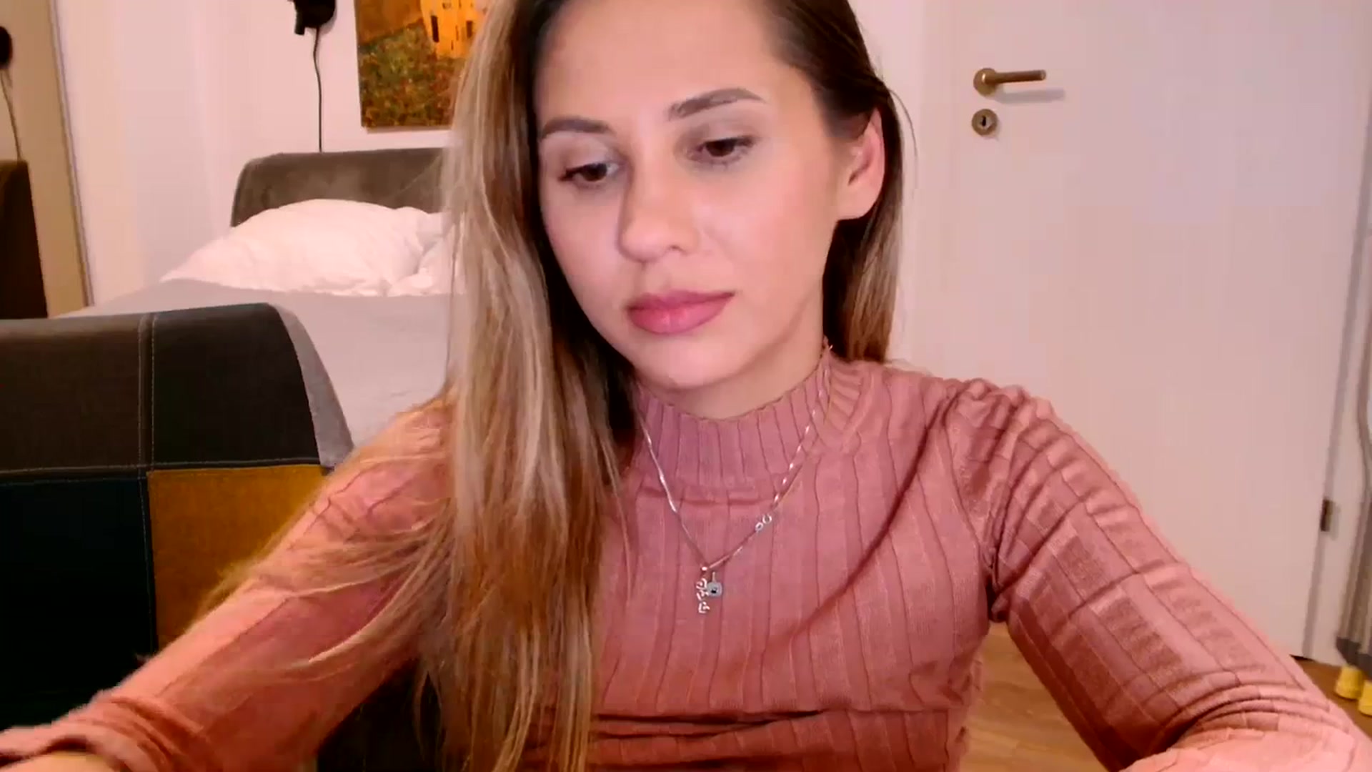 Gallery image thumbnail from Ana_Rose's myfreecams stream on, 12/04/2023, 19:53 image 14 of 20