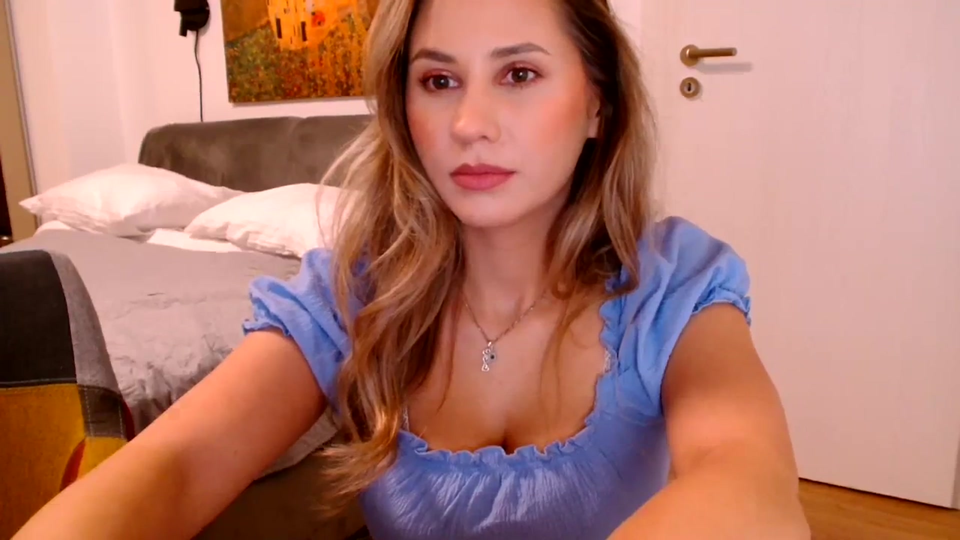 Gallery image thumbnail from Ana_Rose's myfreecams stream on, 12/06/2023, 17:32 image 16 of 20
