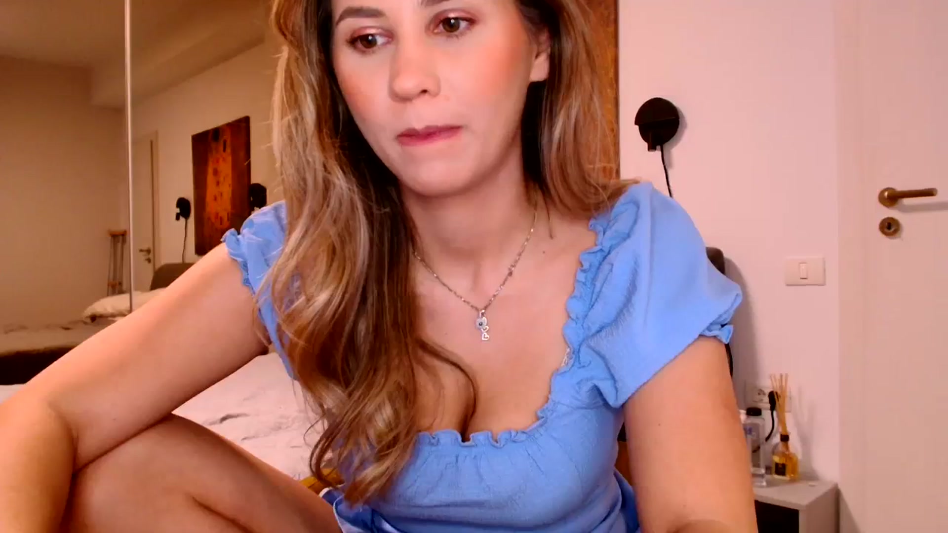 Gallery image thumbnail from Ana_Rose's myfreecams stream on, 12/06/2023, 18:33 image 7 of 20