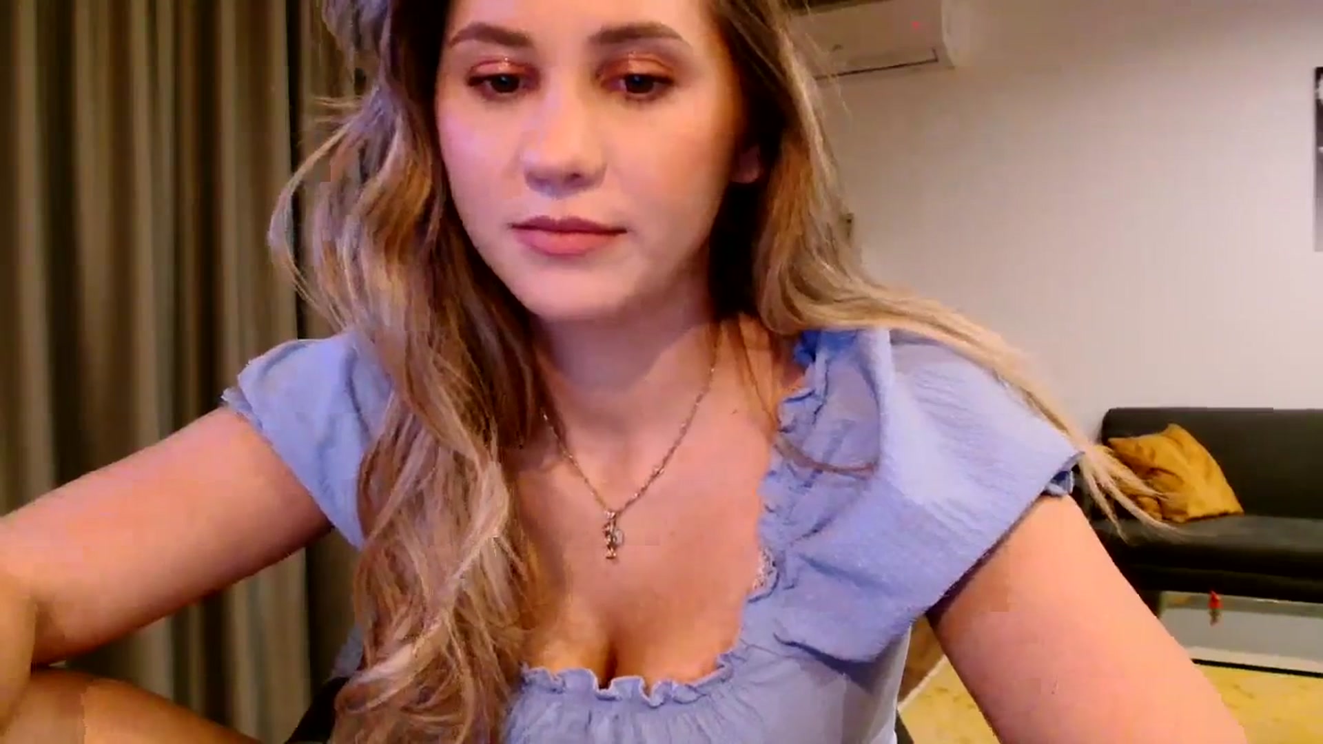 Gallery image thumbnail from Ana_Rose's myfreecams stream on, 12/06/2023, 20:55 image 8 of 20