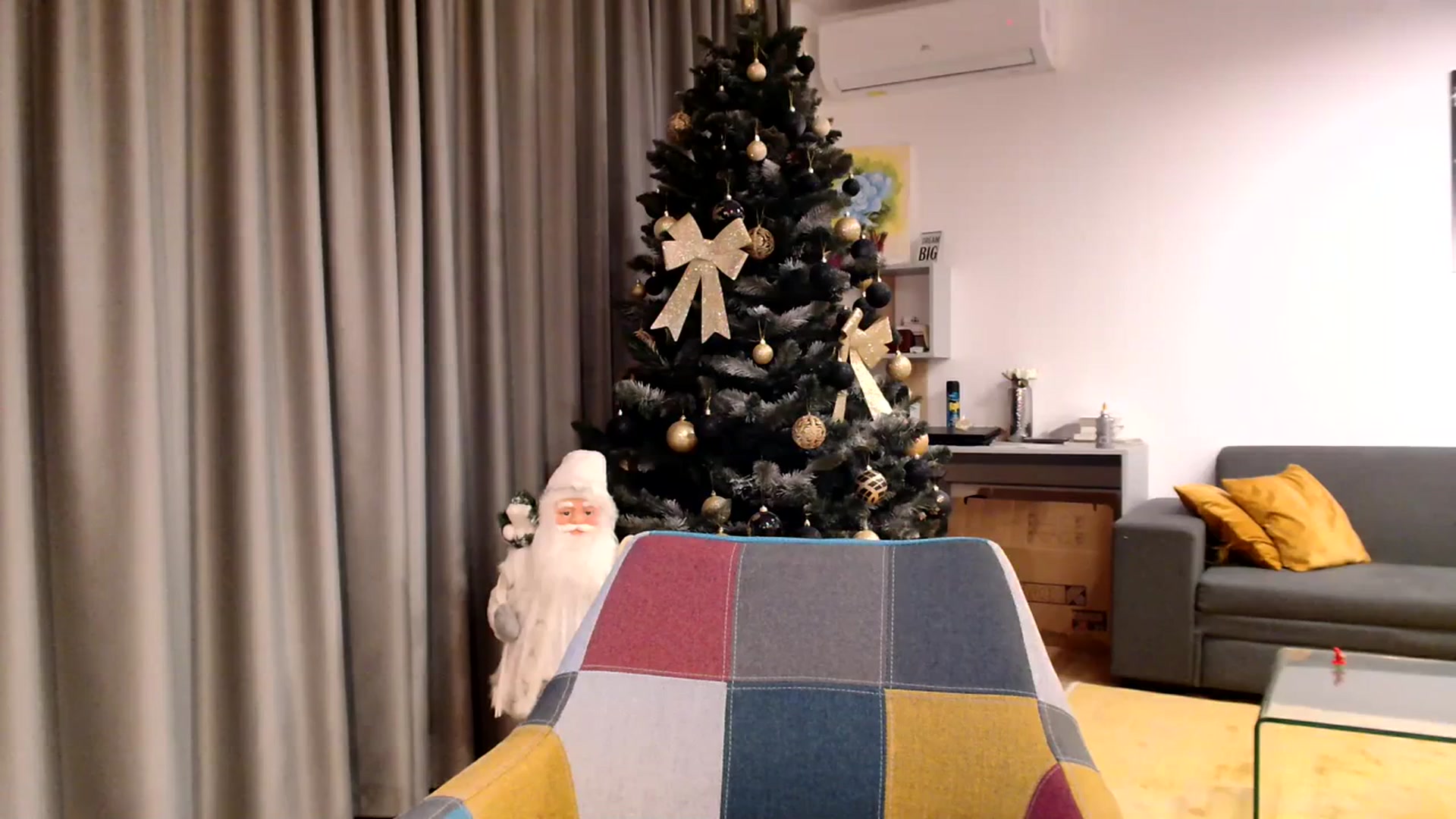 Gallery image thumbnail from Ana_Rose's myfreecams stream on, 12/06/2023, 20:55 image 16 of 20