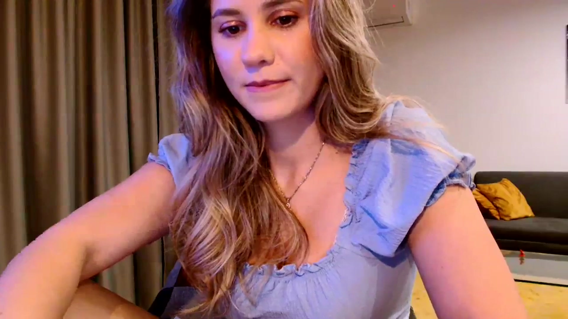 Gallery image thumbnail from Ana_Rose's myfreecams stream on, 12/06/2023, 20:55 image 13 of 20