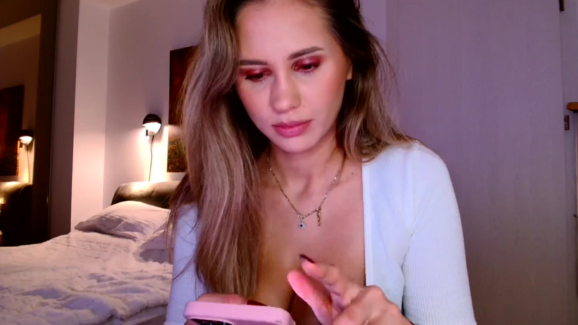 Gallery image thumbnail from Ana_Rose's myfreecams stream on, 12/18/2023, 21:21 image 17 of 20