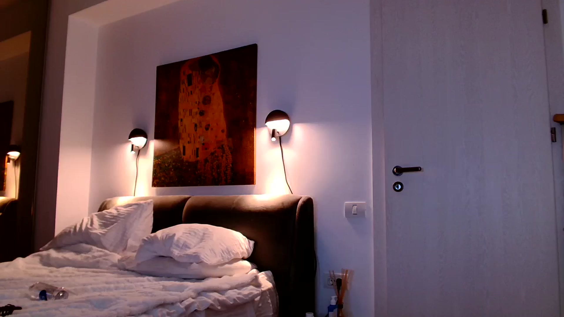 Gallery image thumbnail from Ana_Rose's myfreecams stream on, 12/19/2023, 22:28 image 2 of 20