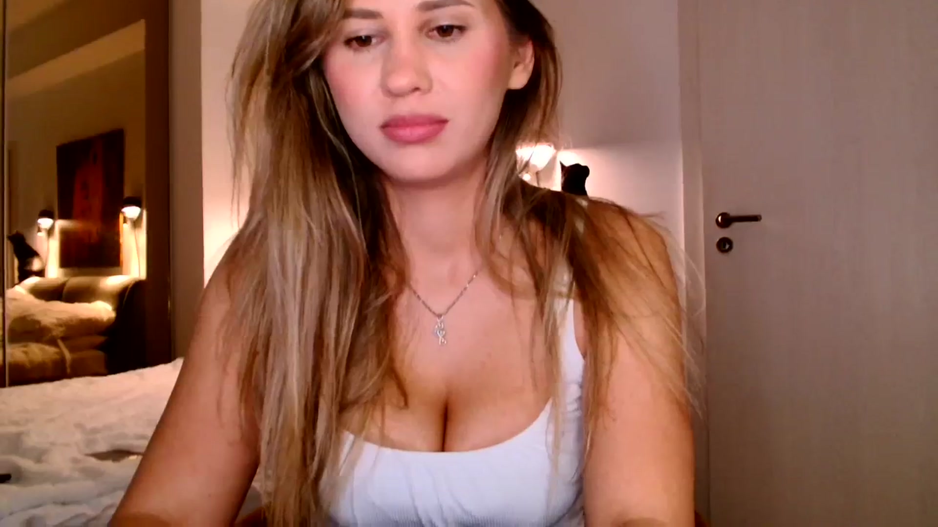 Gallery image thumbnail from Ana_Rose's myfreecams stream on, 12/22/2023, 01:13 image 2 of 20