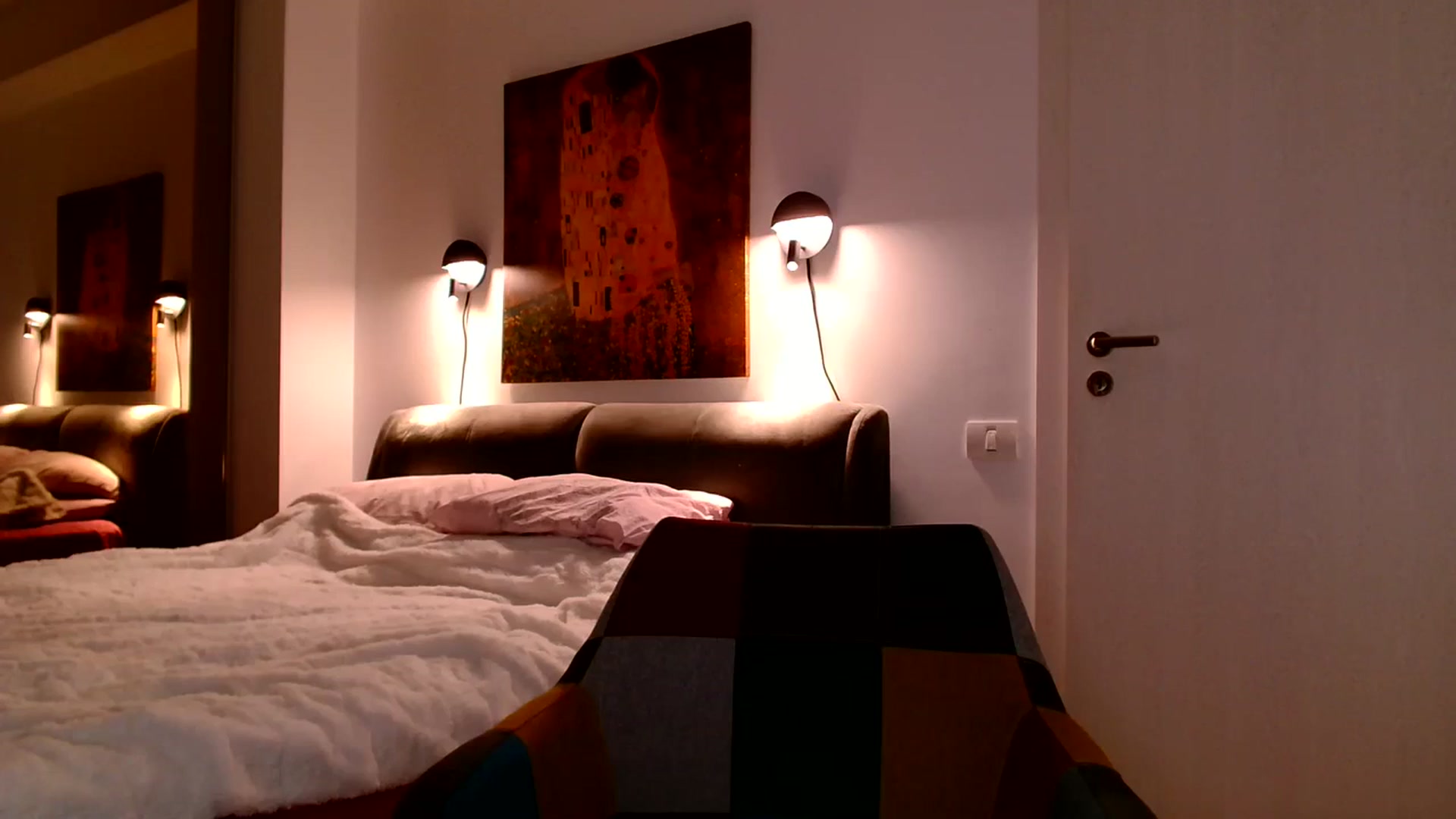 Gallery image thumbnail from Ana_Rose's myfreecams stream on, 12/24/2023, 01:11 image 14 of 20
